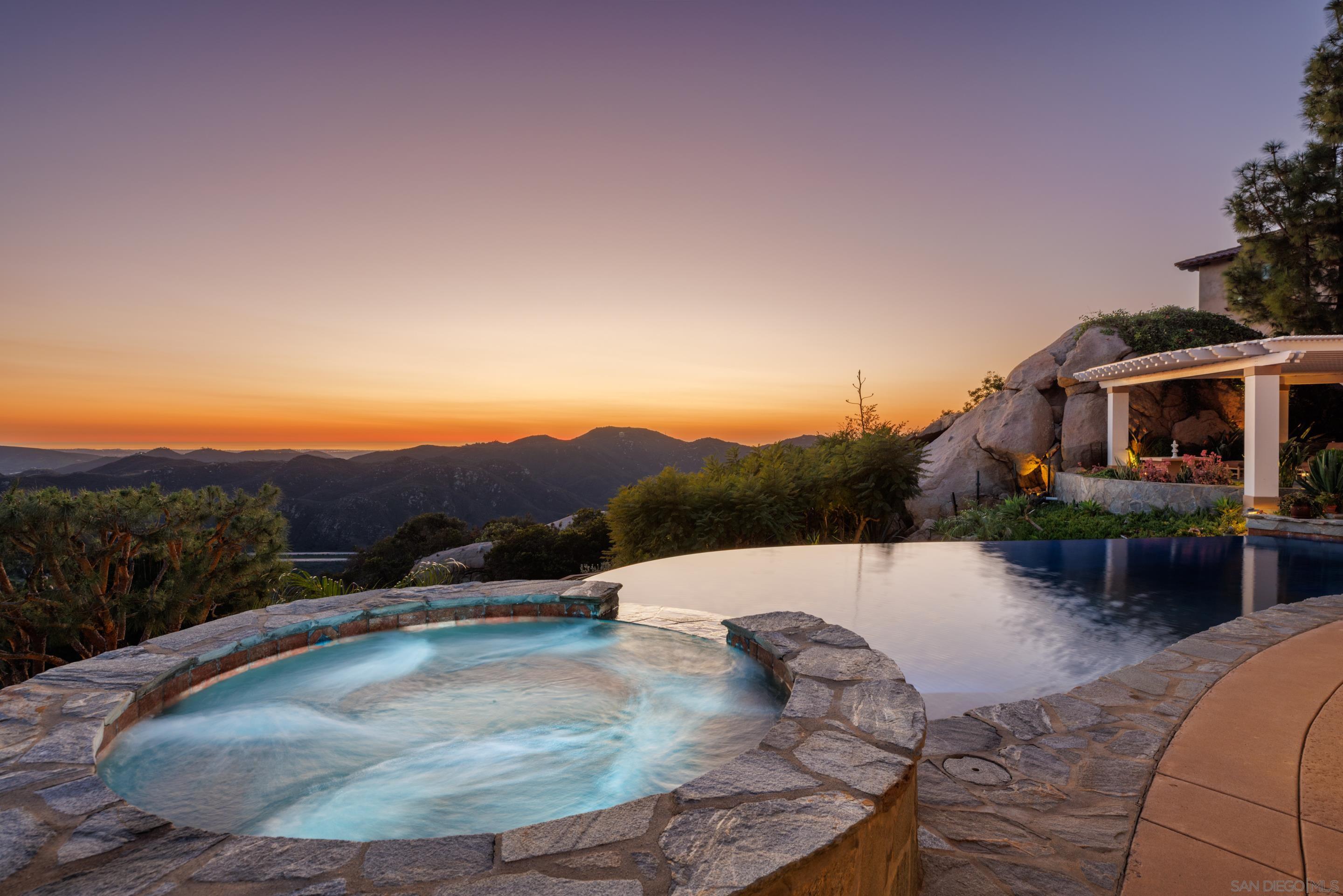 Front Image Thumbnail for SD260003322