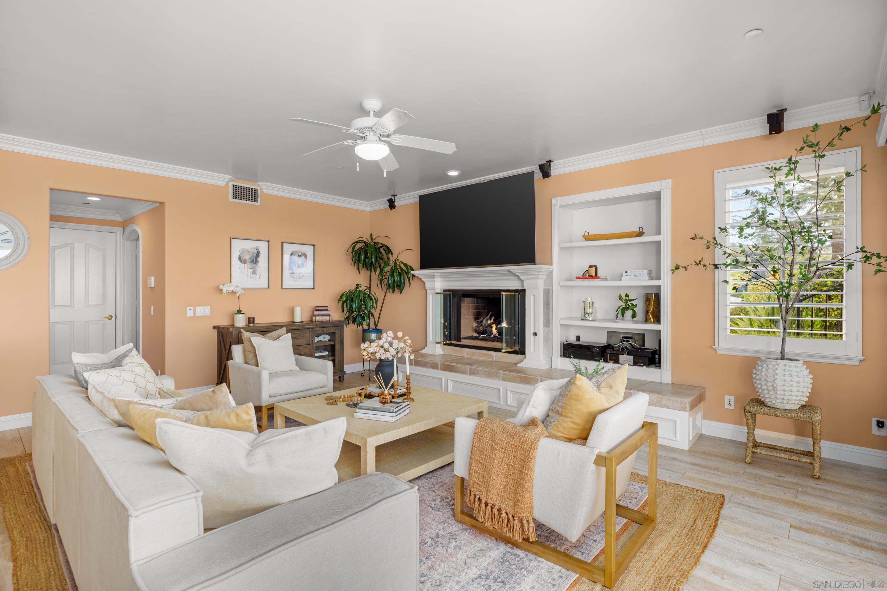 Detail Gallery Image 24 of 50 For 29166  Meadow Glen Way West, Escondido,  CA 92026 - 5 Beds | 3/1 Baths