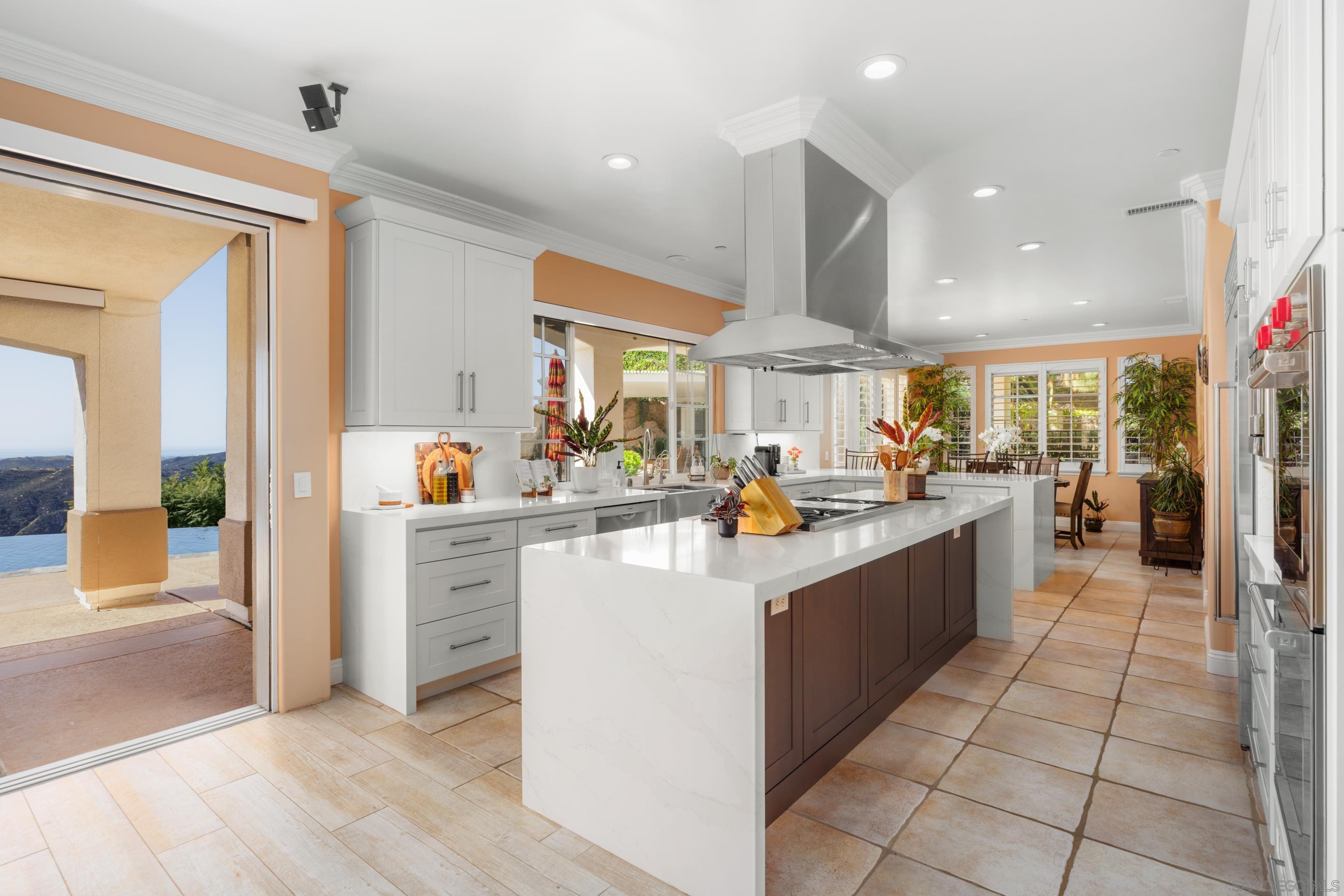 Detail Gallery Image 26 of 50 For 29166  Meadow Glen Way West, Escondido,  CA 92026 - 5 Beds | 3/1 Baths