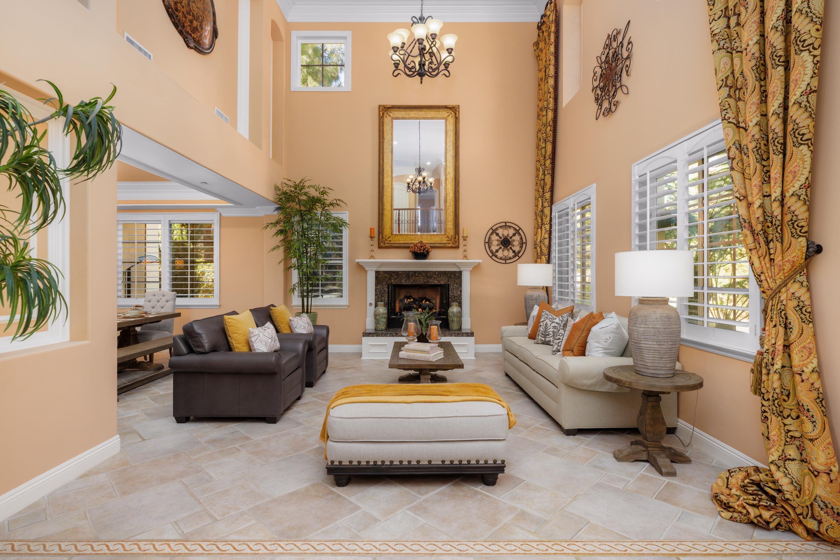 Detail Gallery Image 32 of 50 For 29166  Meadow Glen Way West, Escondido,  CA 92026 - 5 Beds | 3/1 Baths