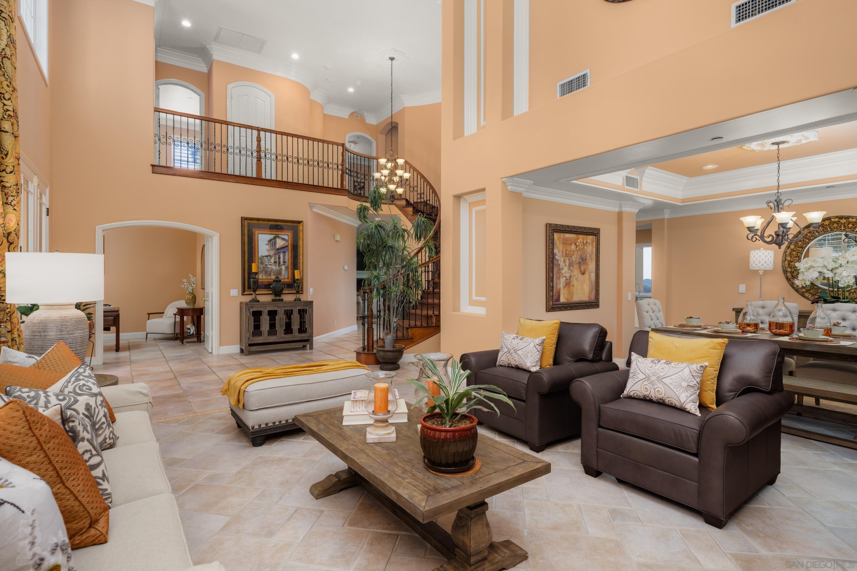 Detail Gallery Image 34 of 50 For 29166  Meadow Glen Way West, Escondido,  CA 92026 - 5 Beds | 3/1 Baths