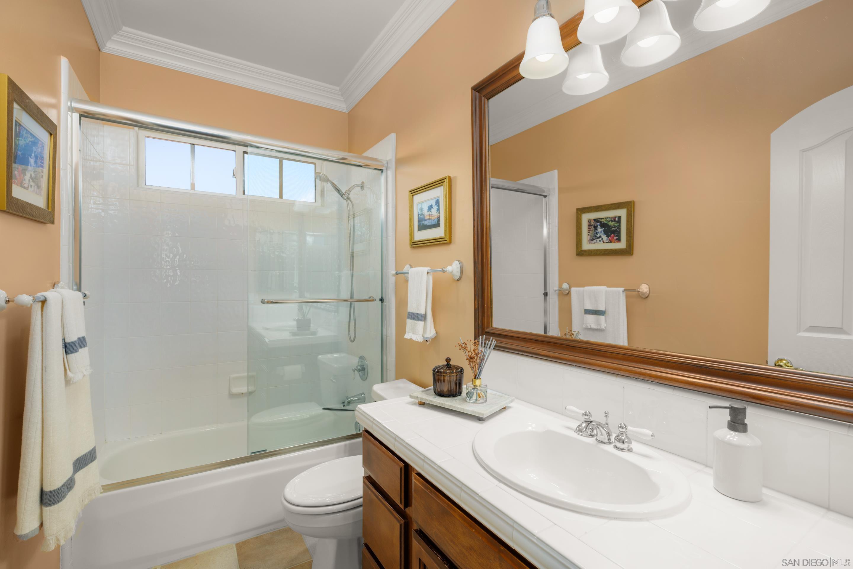 Detail Gallery Image 48 of 50 For 29166  Meadow Glen Way West, Escondido,  CA 92026 - 5 Beds | 3/1 Baths