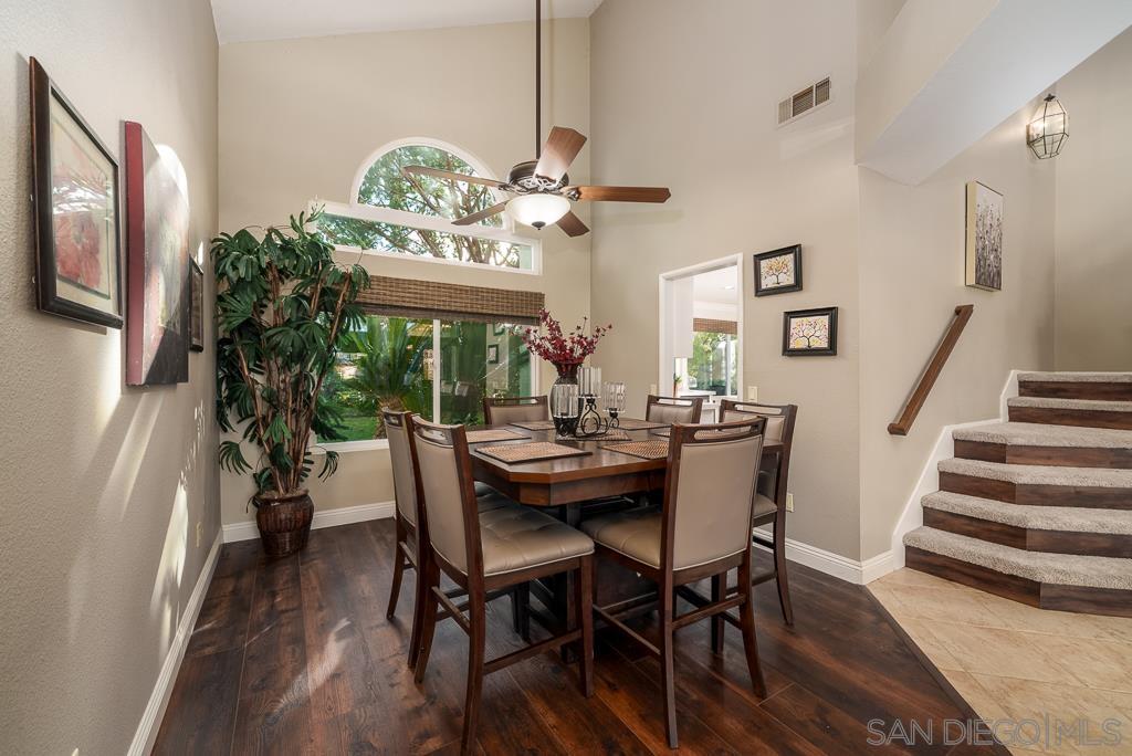 Detail Gallery Image 12 of 74 For 1831  Olympus Loop Drive, Vista,  CA 92081 - 4 Beds | 2/1 Baths