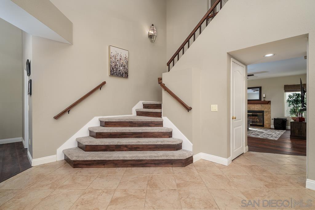 Detail Gallery Image 35 of 74 For 1831  Olympus Loop Drive, Vista,  CA 92081 - 4 Beds | 2/1 Baths