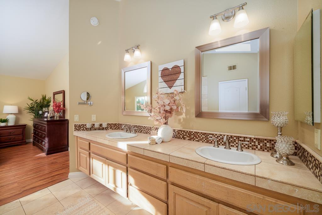 Detail Gallery Image 41 of 74 For 1831  Olympus Loop Drive, Vista,  CA 92081 - 4 Beds | 2/1 Baths