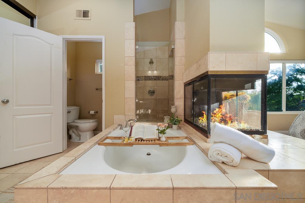 Detail Gallery Image 42 of 74 For 1831  Olympus Loop Drive, Vista,  CA 92081 - 4 Beds | 2/1 Baths