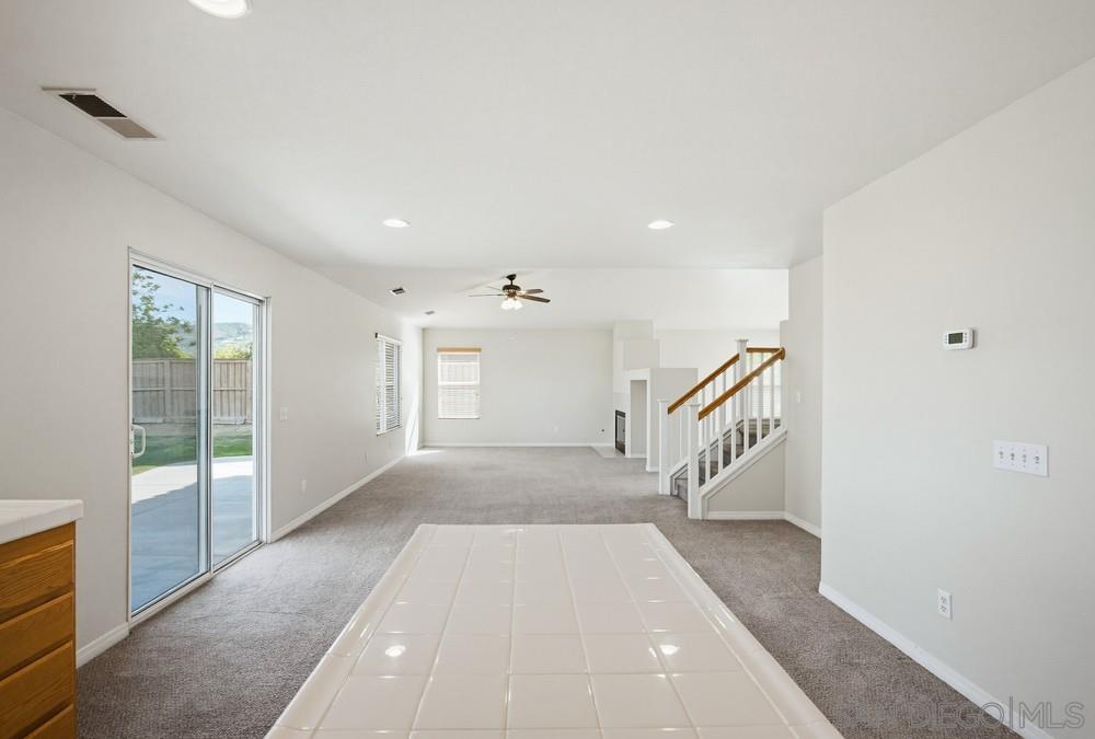 Detail Gallery Image 19 of 38 For 31938  Honeysuckle, Lake Elsinore,  CA 92532 - 3 Beds | 2/1 Baths