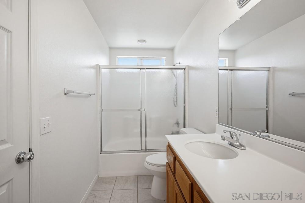 Detail Gallery Image 27 of 38 For 31938  Honeysuckle, Lake Elsinore,  CA 92532 - 3 Beds | 2/1 Baths