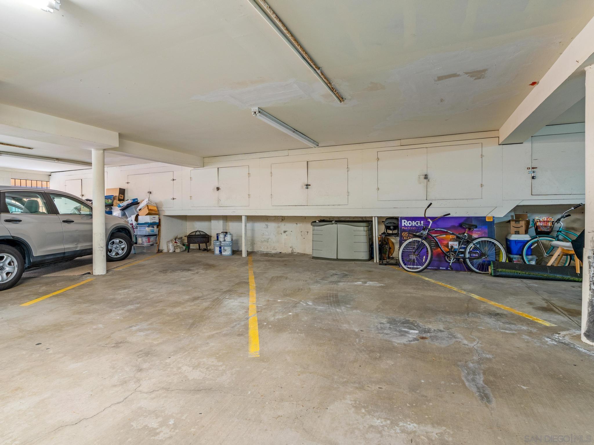 Detail Gallery Image 26 of 51 For 863  Agate St  #4,  San Diego,  CA 92109 - 3 Beds | 3 Baths