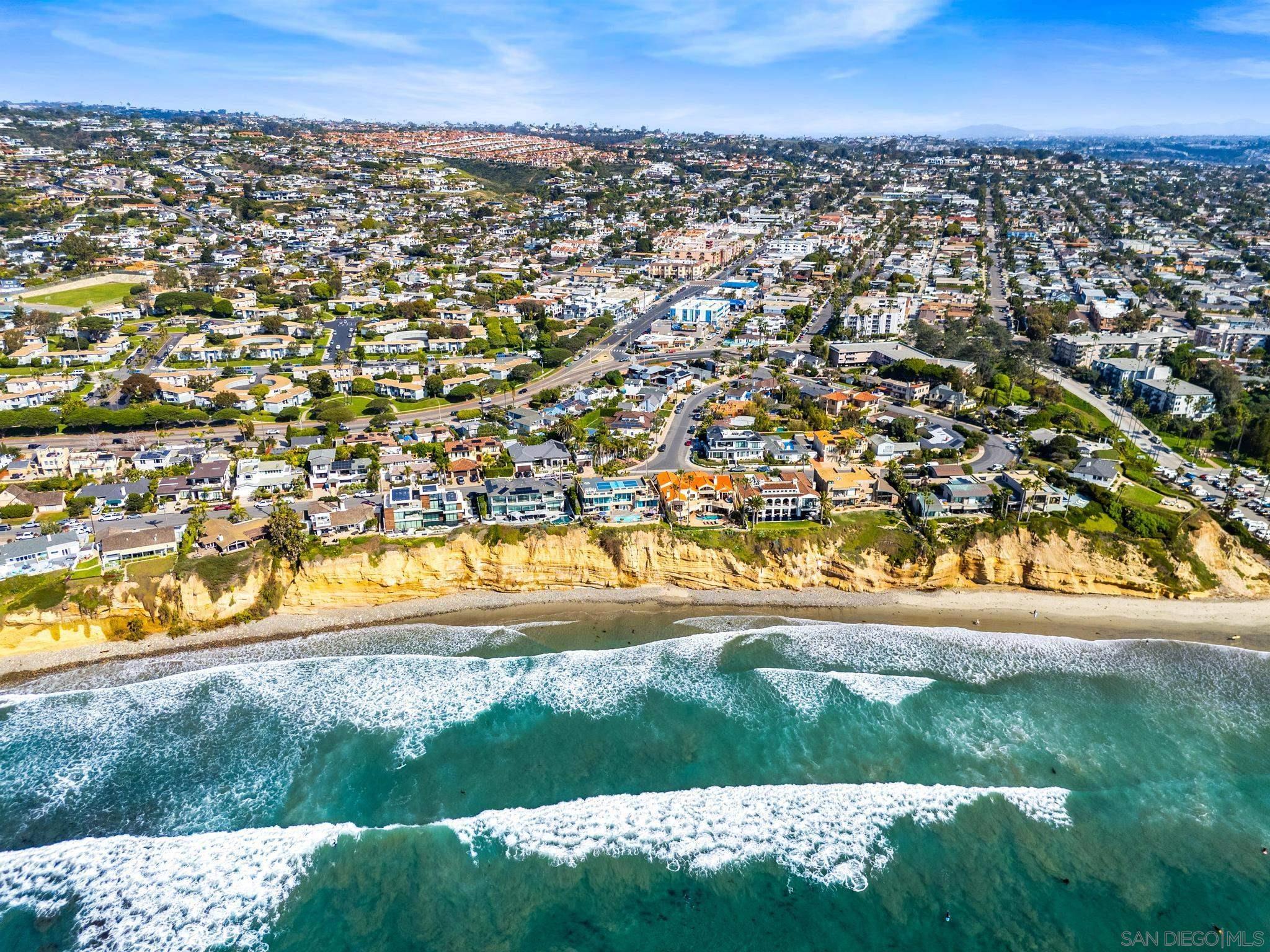 Detail Gallery Image 41 of 51 For 863  Agate St  #4,  San Diego,  CA 92109 - 3 Beds | 3 Baths