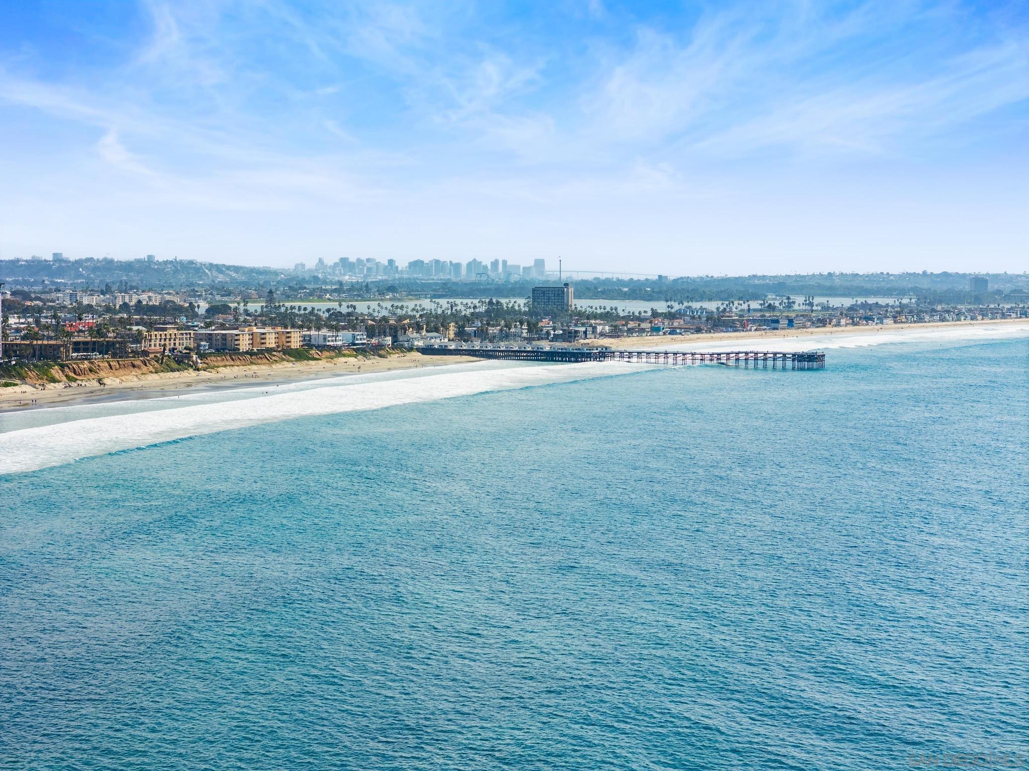 Detail Gallery Image 44 of 51 For 863  Agate St  #4,  San Diego,  CA 92109 - 3 Beds | 3 Baths