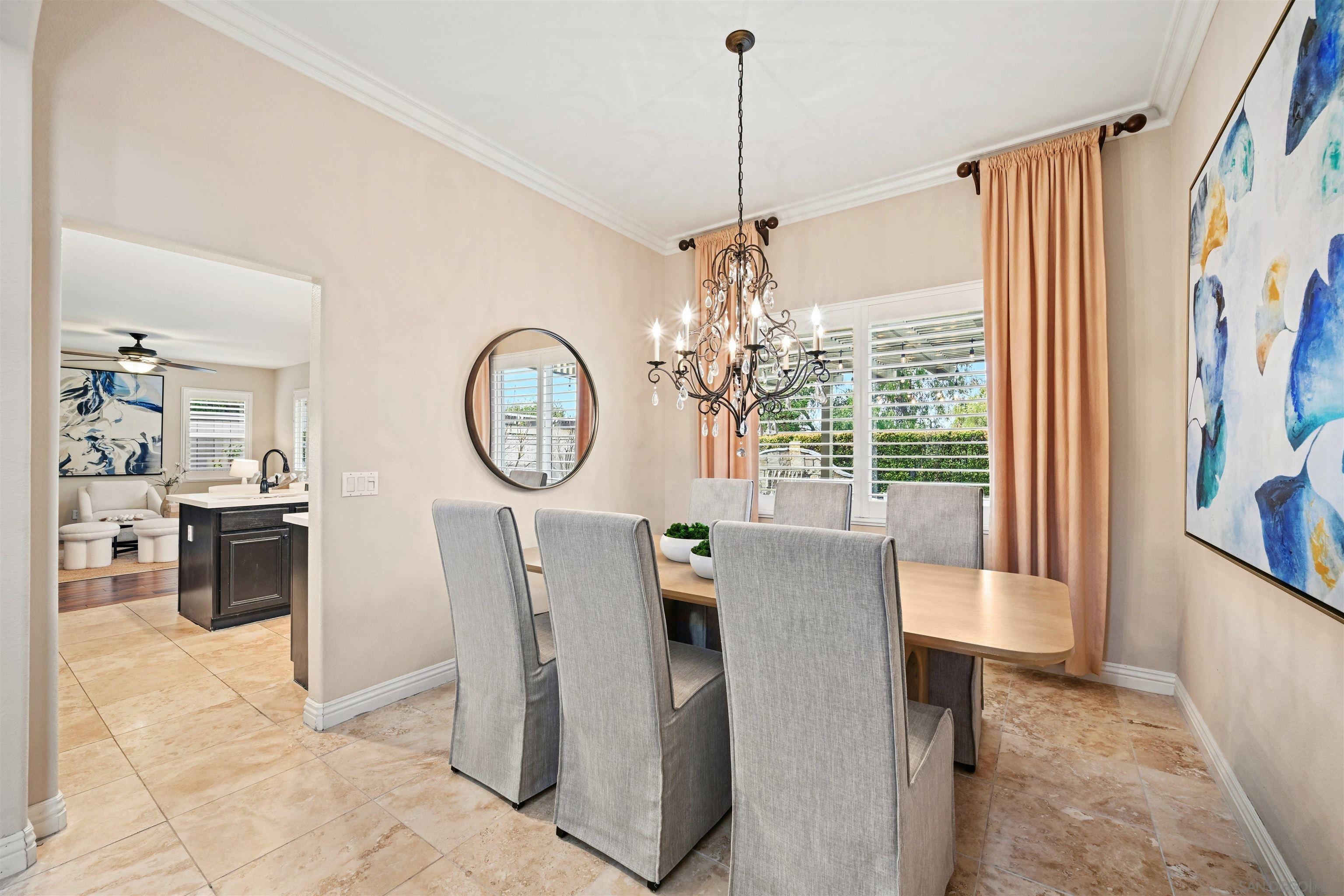 Detail Gallery Image 12 of 51 For 2834  Rancho Pancho, Carlsbad,  CA 92009 - 5 Beds | 3 Baths