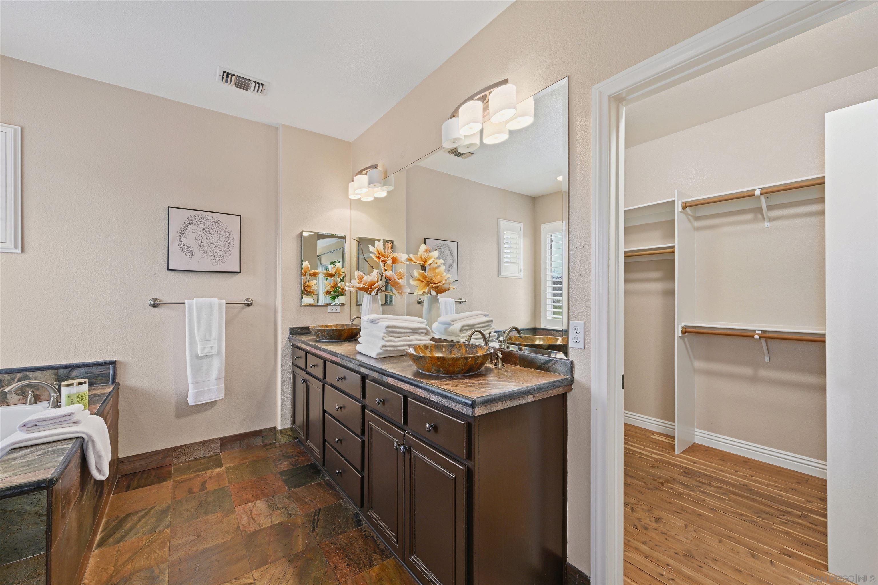 Detail Gallery Image 25 of 51 For 2834  Rancho Pancho, Carlsbad,  CA 92009 - 5 Beds | 3 Baths