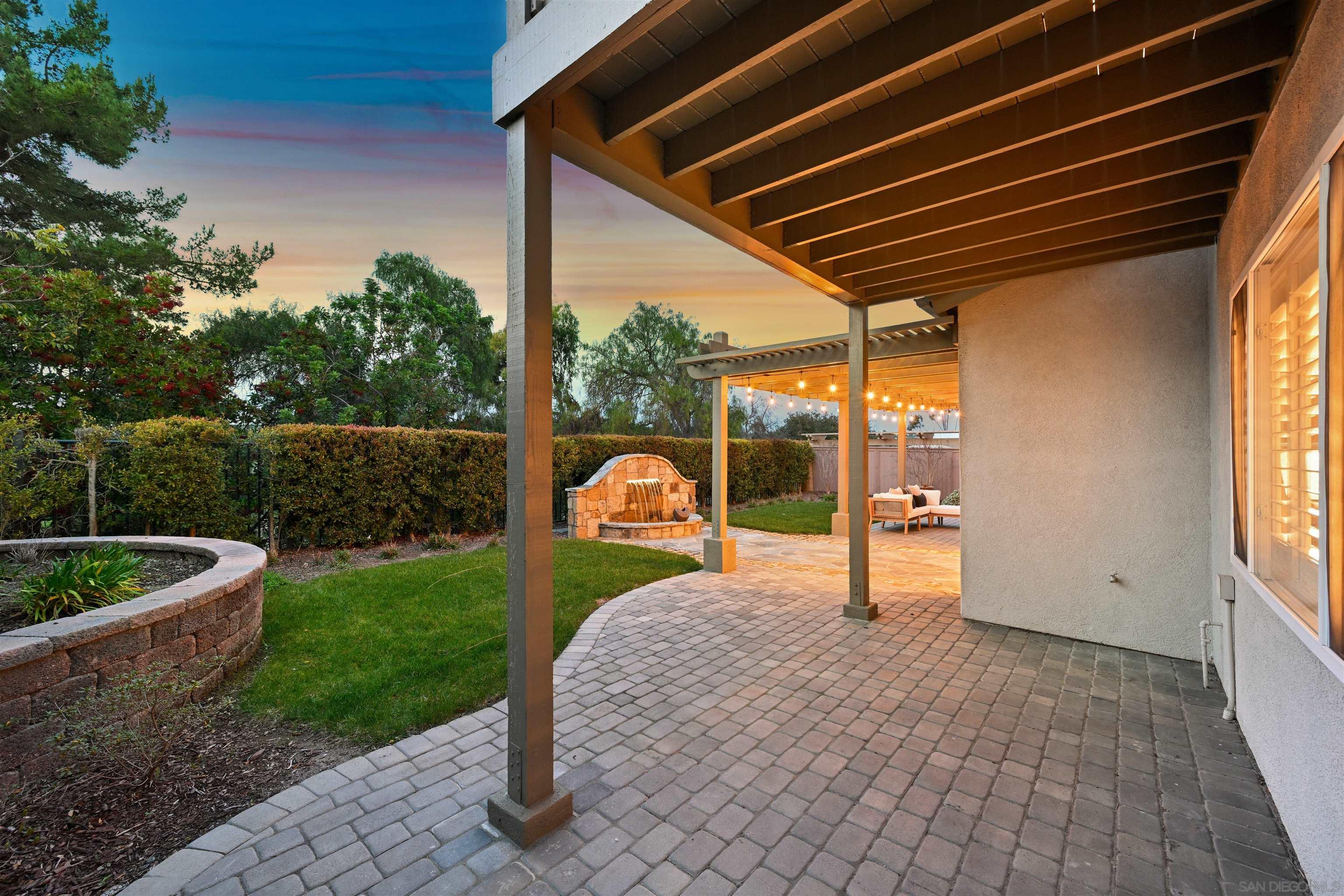 Detail Gallery Image 5 of 51 For 2834  Rancho Pancho, Carlsbad,  CA 92009 - 5 Beds | 3 Baths