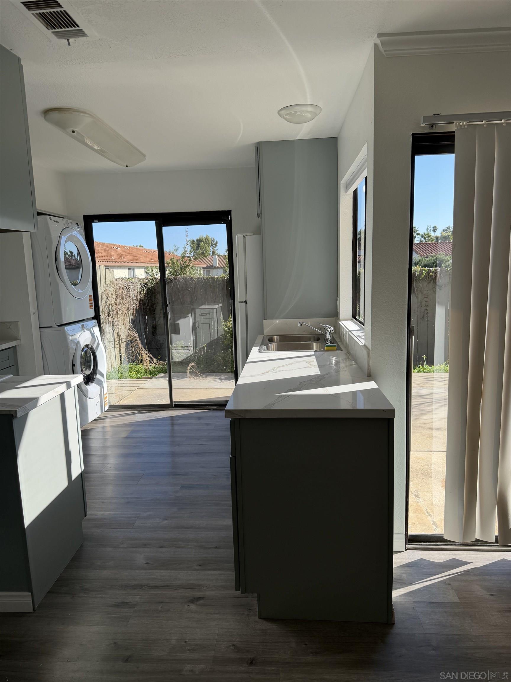 Detail Gallery Image 24 of 44 For , Escondido,  CA 92026 - 6 Beds | 2/1 Baths