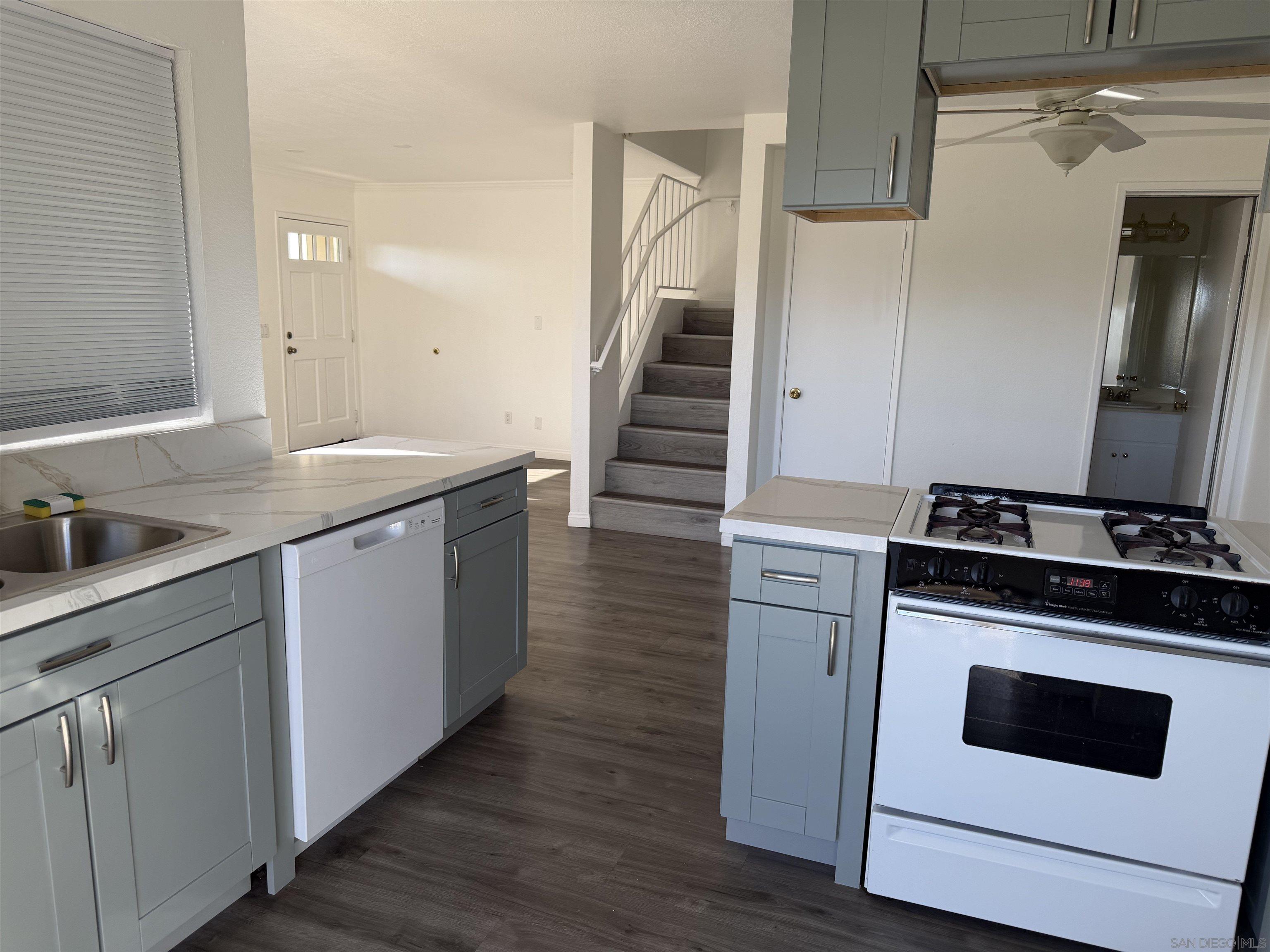 Detail Gallery Image 32 of 44 For , Escondido,  CA 92026 - 6 Beds | 2/1 Baths