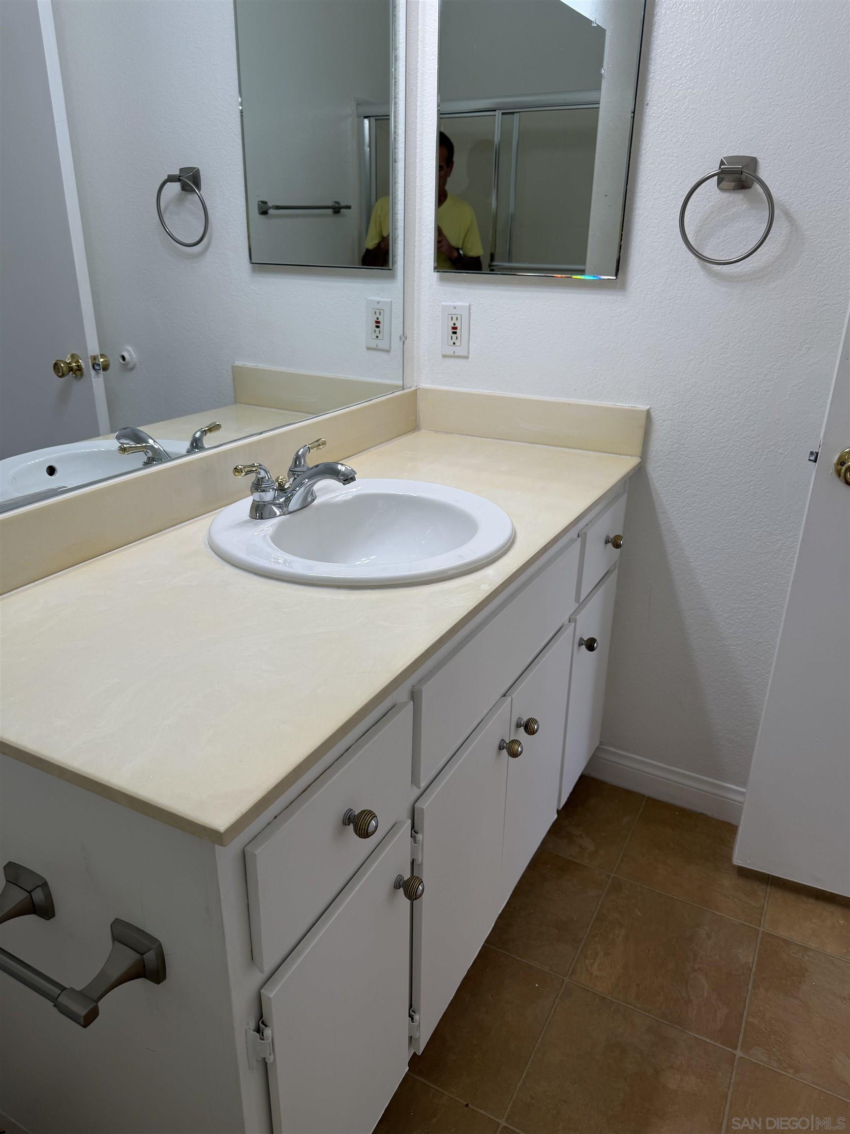 Detail Gallery Image 41 of 44 For , Escondido,  CA 92026 - 6 Beds | 2/1 Baths