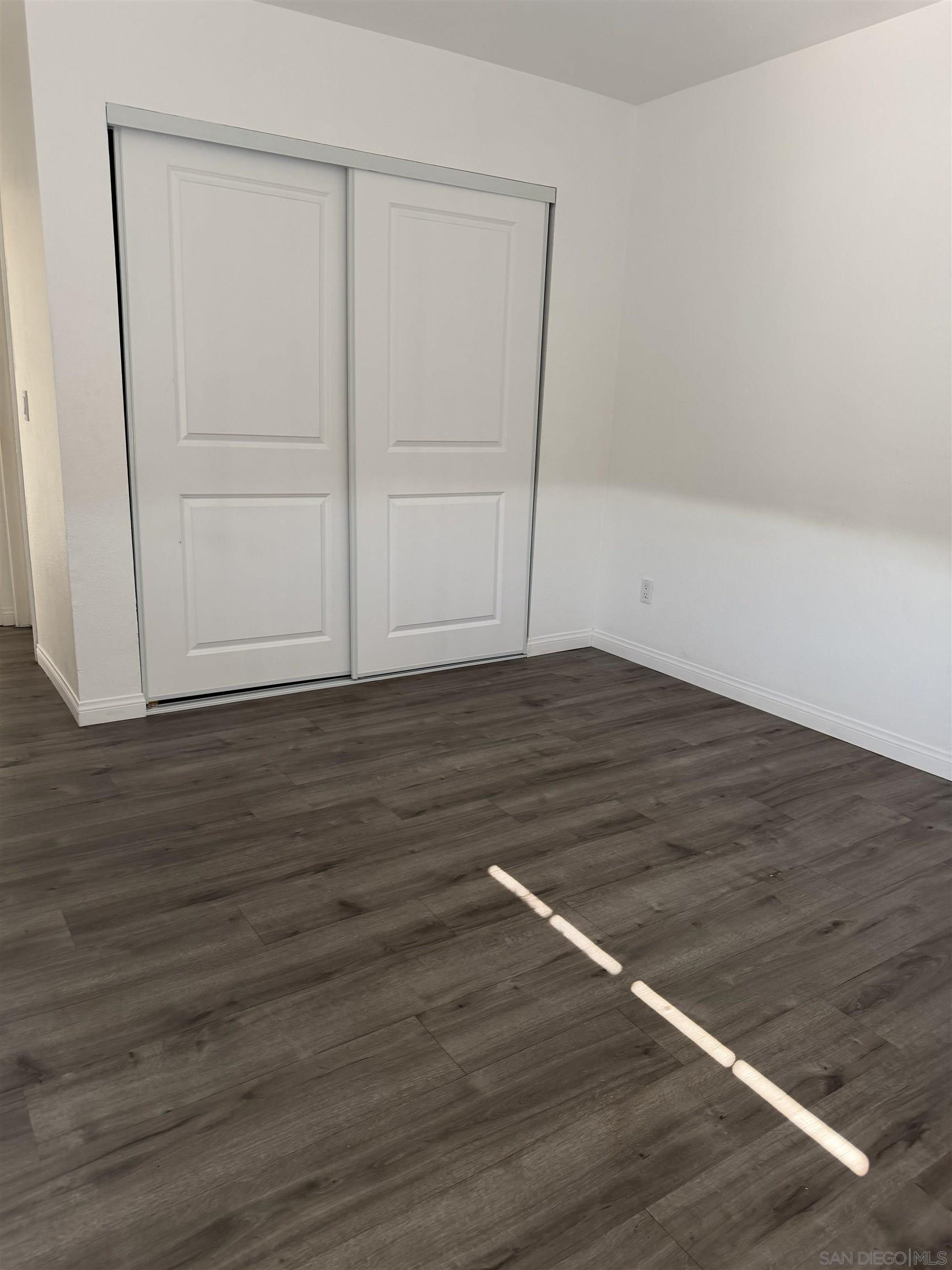 Detail Gallery Image 6 of 44 For , Escondido,  CA 92026 - 6 Beds | 2/1 Baths