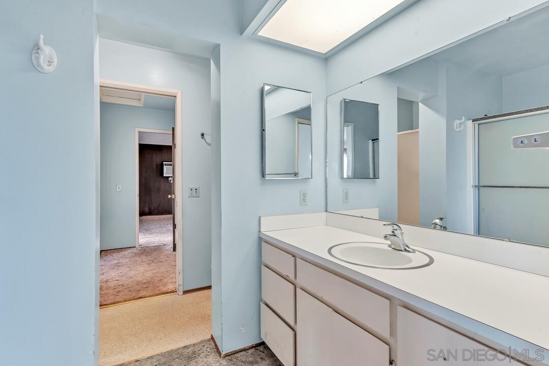 Detail Gallery Image 31 of 43 For 30311  Circle R Lane, Valley Center,  CA 92082 - 5 Beds | 3 Baths