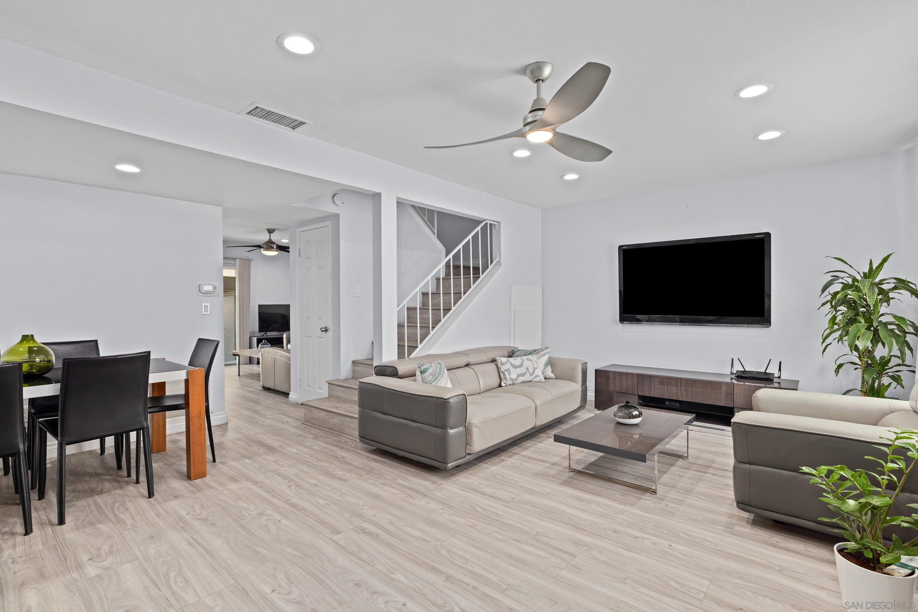 Detail Gallery Image 2 of 32 For 8022  Winter Gardens Blvd  #C,  El Cajon,  CA 92021 - 3 Beds | 1/1 Baths