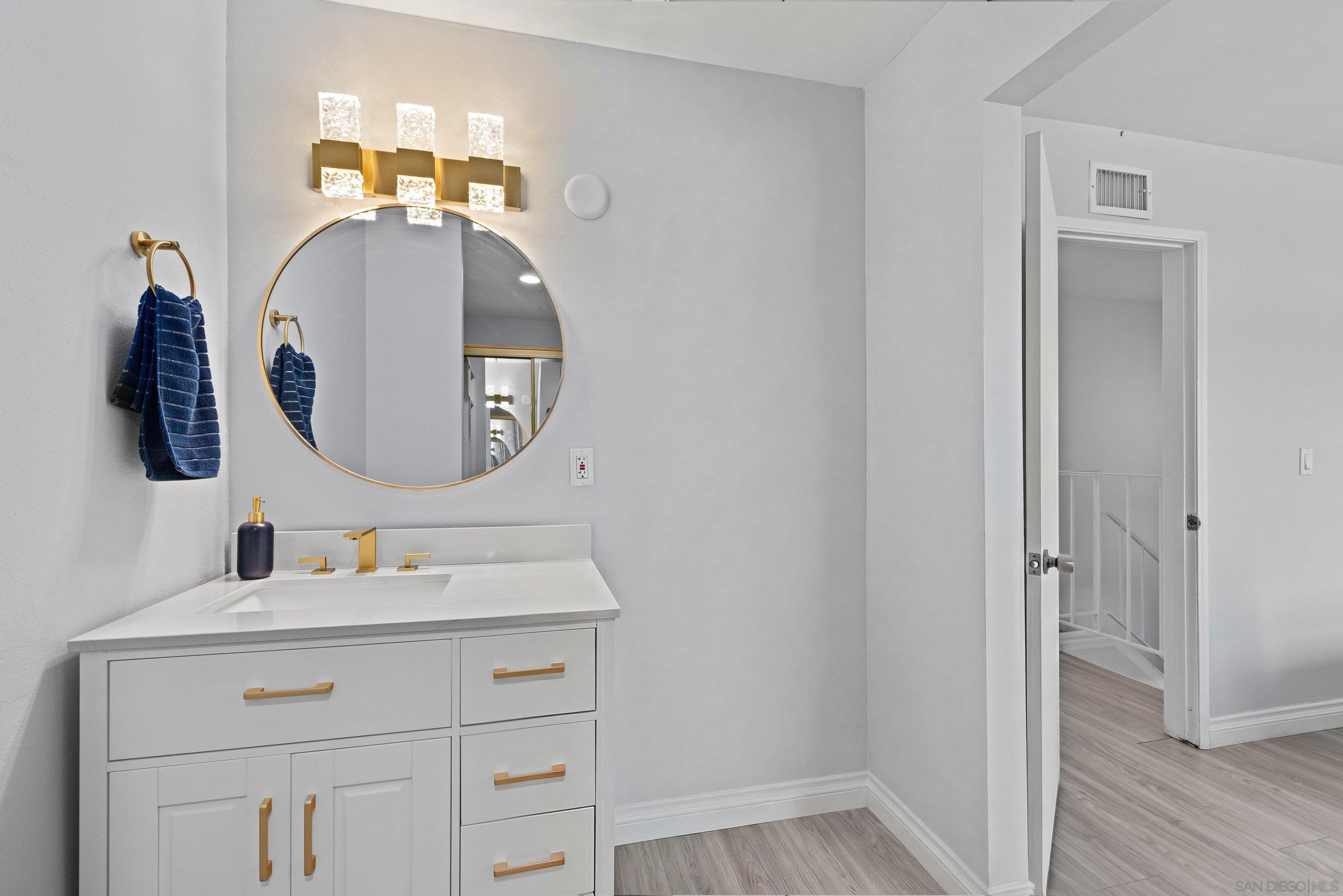 Detail Gallery Image 15 of 32 For 8022  Winter Gardens Blvd  #C,  El Cajon,  CA 92021 - 3 Beds | 1/1 Baths