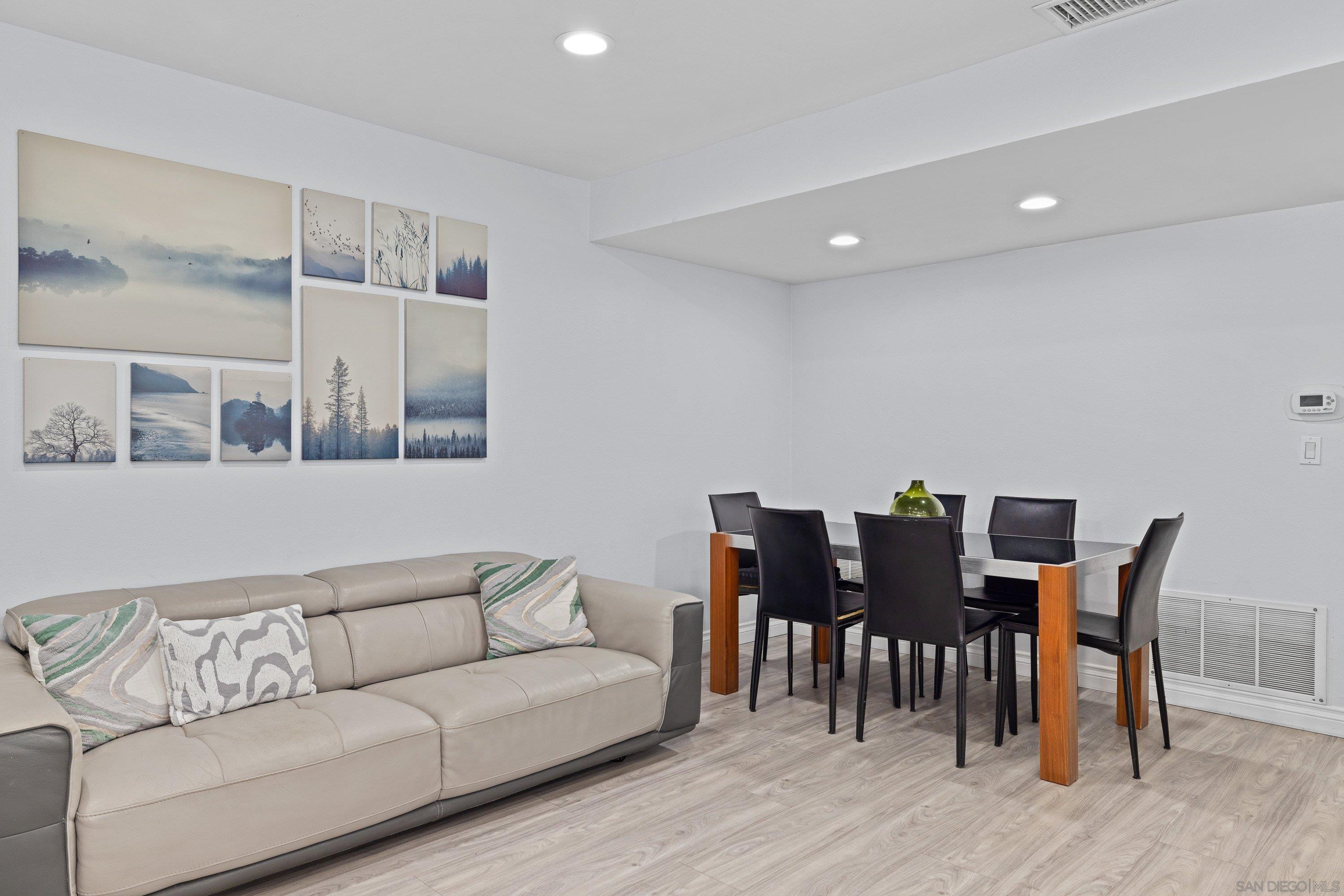 Detail Gallery Image 3 of 32 For 8022  Winter Gardens Blvd  #C,  El Cajon,  CA 92021 - 3 Beds | 1/1 Baths