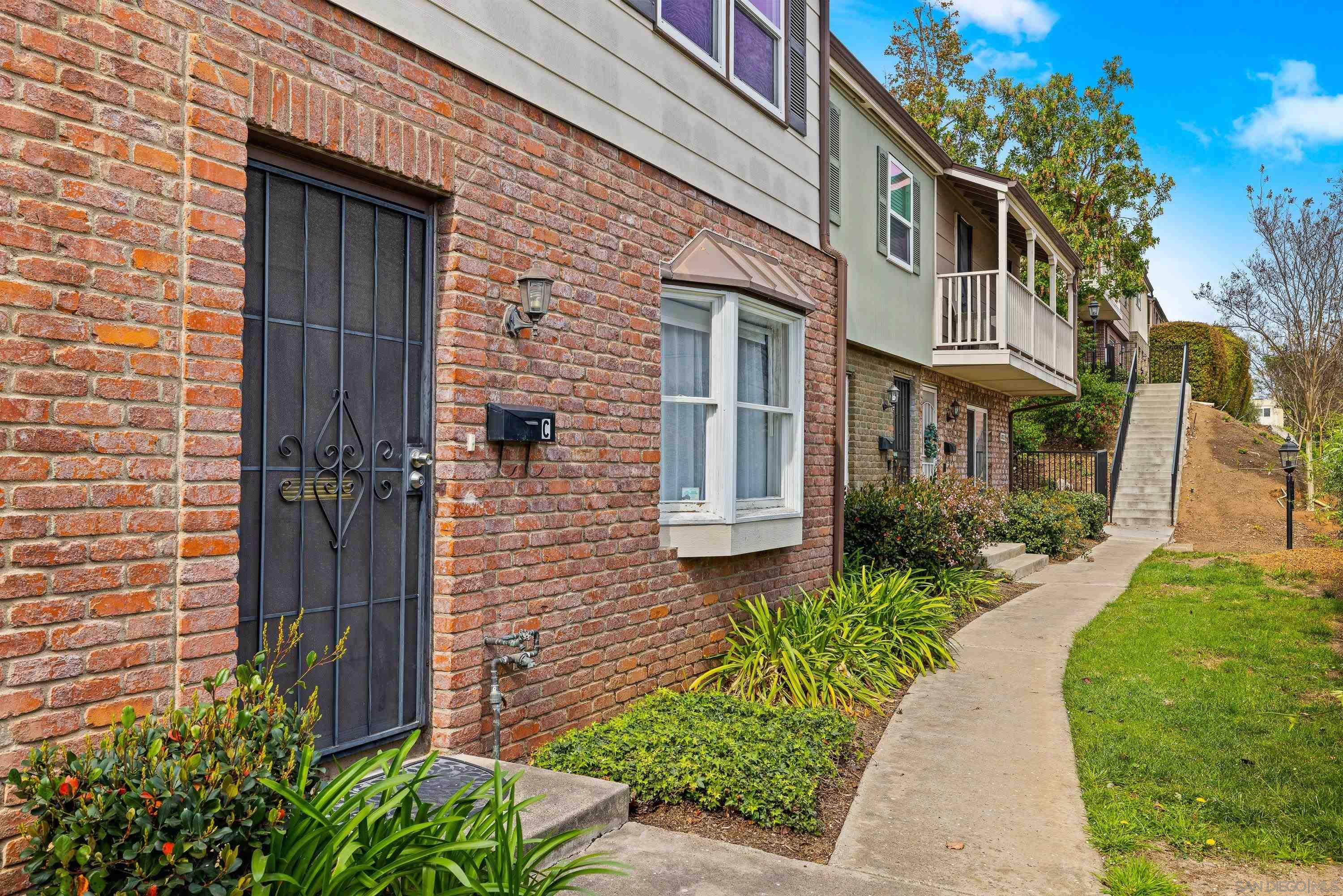 Detail Gallery Image 28 of 32 For 8022  Winter Gardens Blvd  #C,  El Cajon,  CA 92021 - 3 Beds | 1/1 Baths