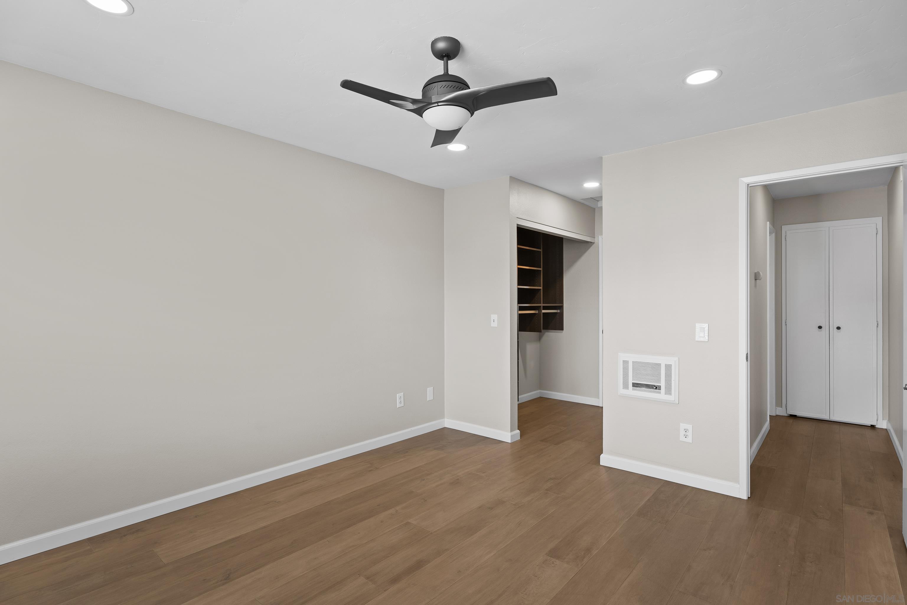 Detail Gallery Image 12 of 35 For 7702  Caminito Tingo  H201, Carlsbad,  CA 92009 - 1 Beds | 1 Baths