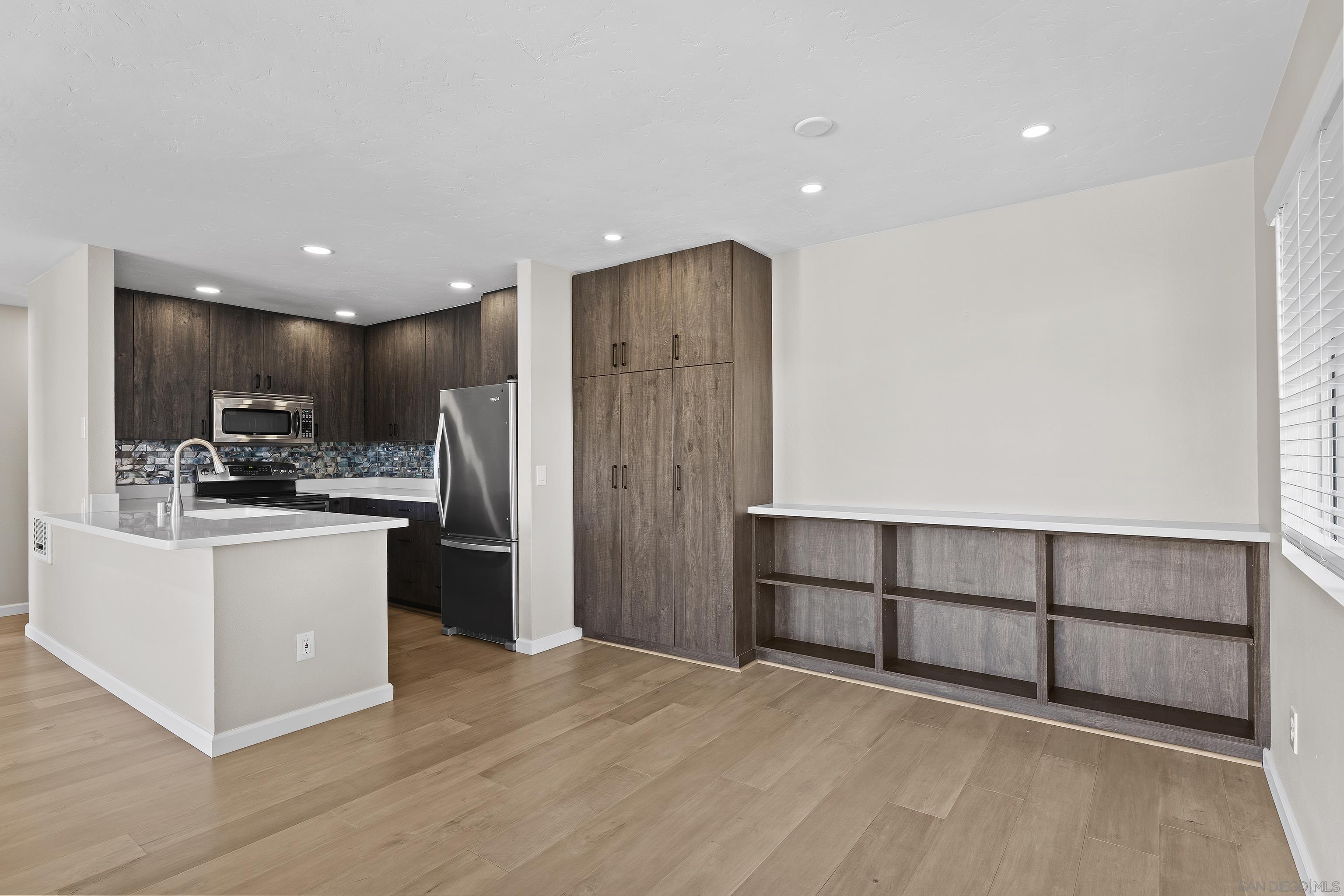 Detail Gallery Image 19 of 35 For 7702  Caminito Tingo  H201, Carlsbad,  CA 92009 - 1 Beds | 1 Baths