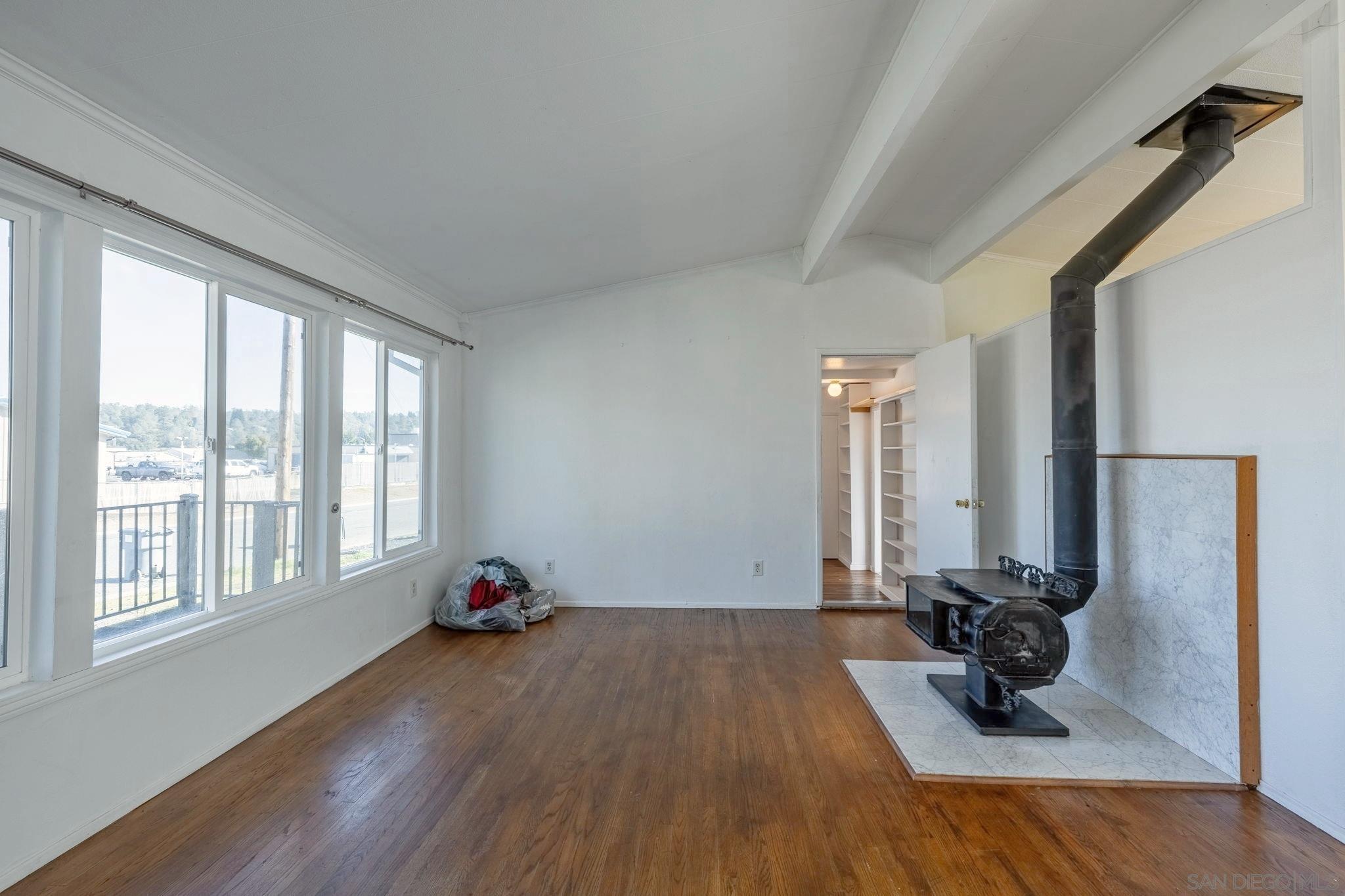 Detail Gallery Image 4 of 34 For 21  Southview Dr, Oroville,  CA 95966 - 3 Beds | 2 Baths