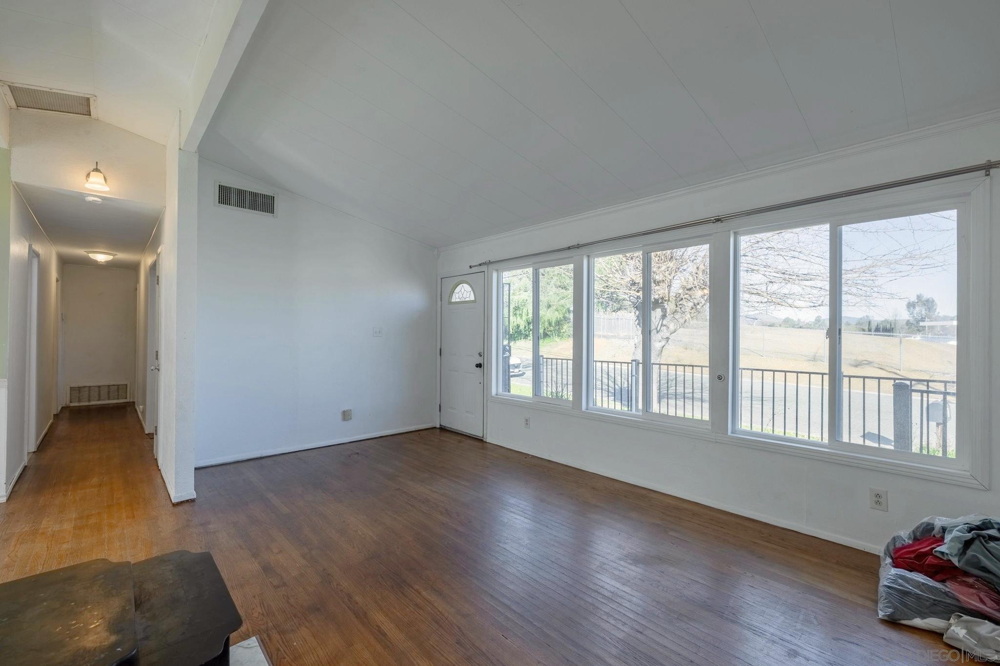 Detail Gallery Image 5 of 34 For 21  Southview Dr, Oroville,  CA 95966 - 3 Beds | 2 Baths