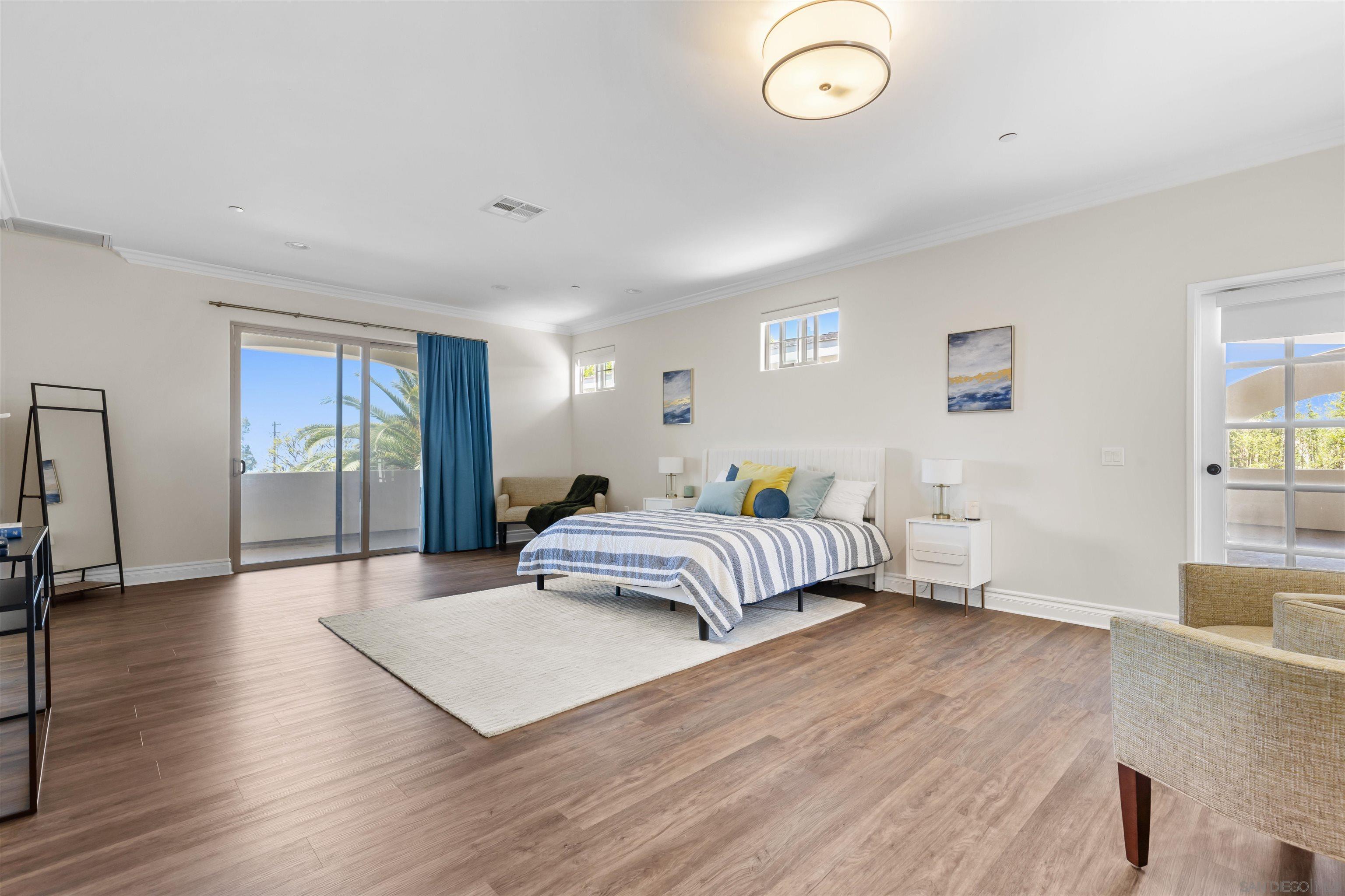 Detail Gallery Image 3 of 6 For 1280  Santa Fe Dr, Encinitas,  CA 92024 - 6 Beds | 5/1 Baths