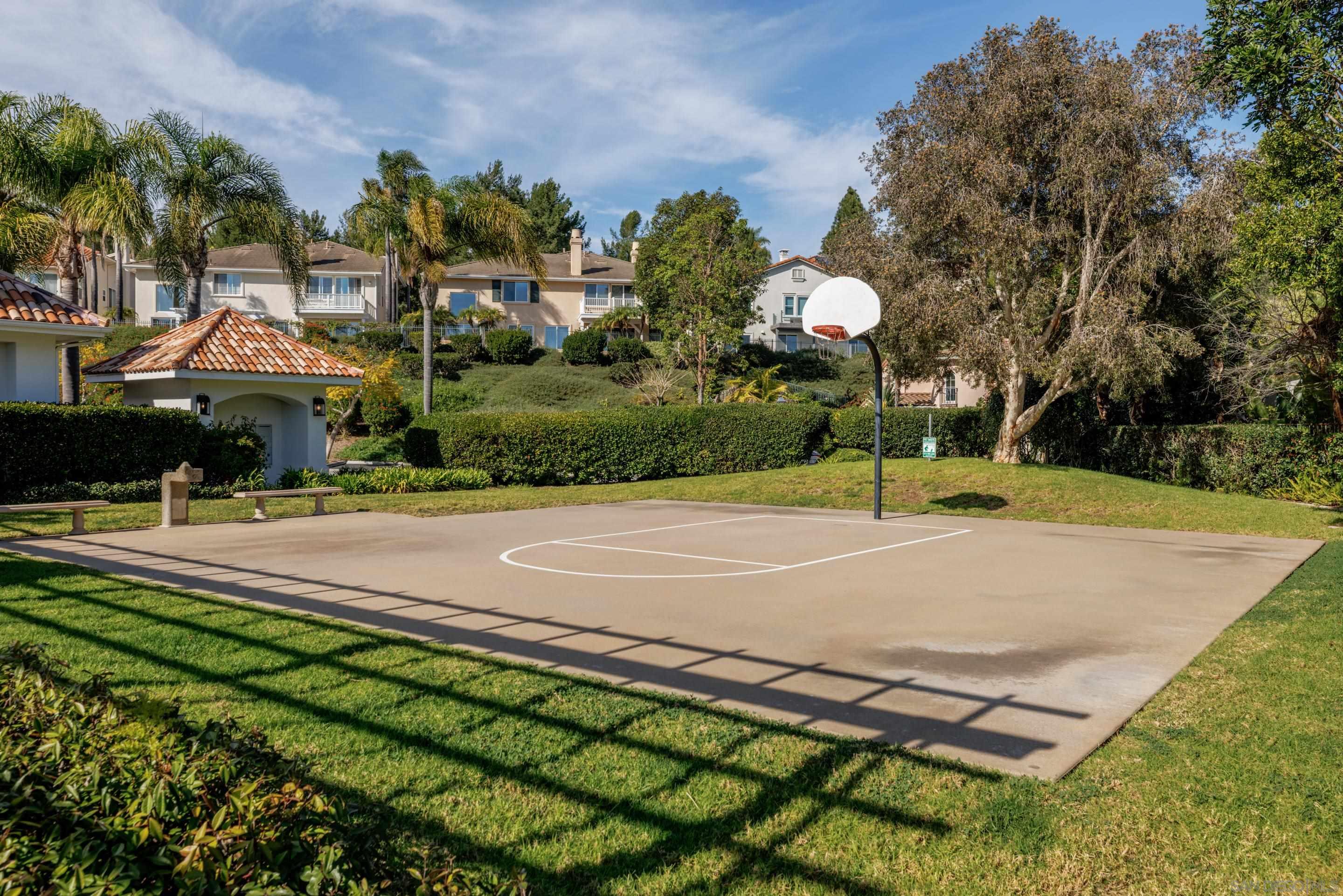 Detail Gallery Image 35 of 35 For 6077  Firwood Row, La Jolla,  CA 92037 - 4 Beds | 3/1 Baths