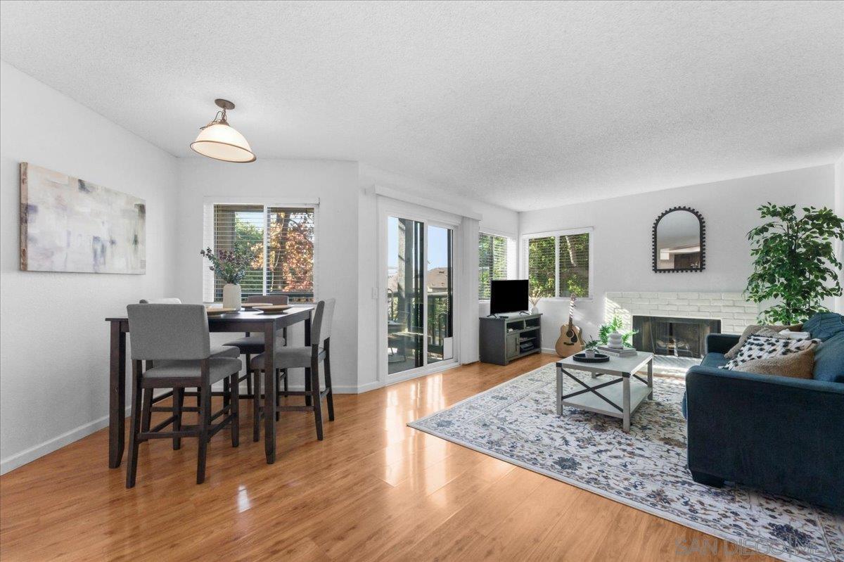 Front Image Thumbnail for SD260003348