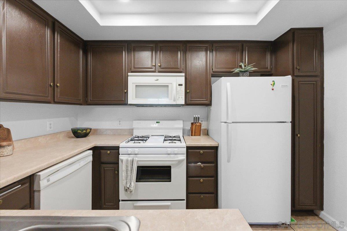 Detail Gallery Image 11 of 40 For 3067  Charwood Ct, Spring Valley,  CA 91978 - 2 Beds | 2 Baths