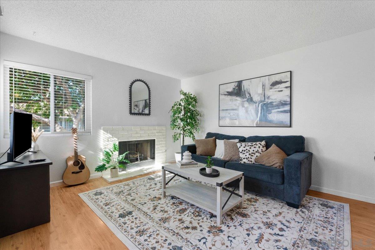 Detail Gallery Image 3 of 40 For 3067  Charwood Ct, Spring Valley,  CA 91978 - 2 Beds | 2 Baths