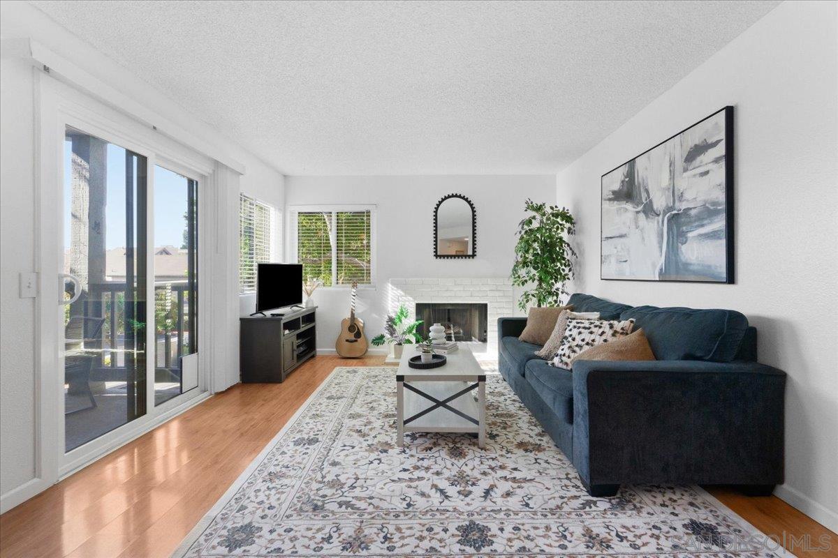 Detail Gallery Image 6 of 40 For 3067  Charwood Ct, Spring Valley,  CA 91978 - 2 Beds | 2 Baths