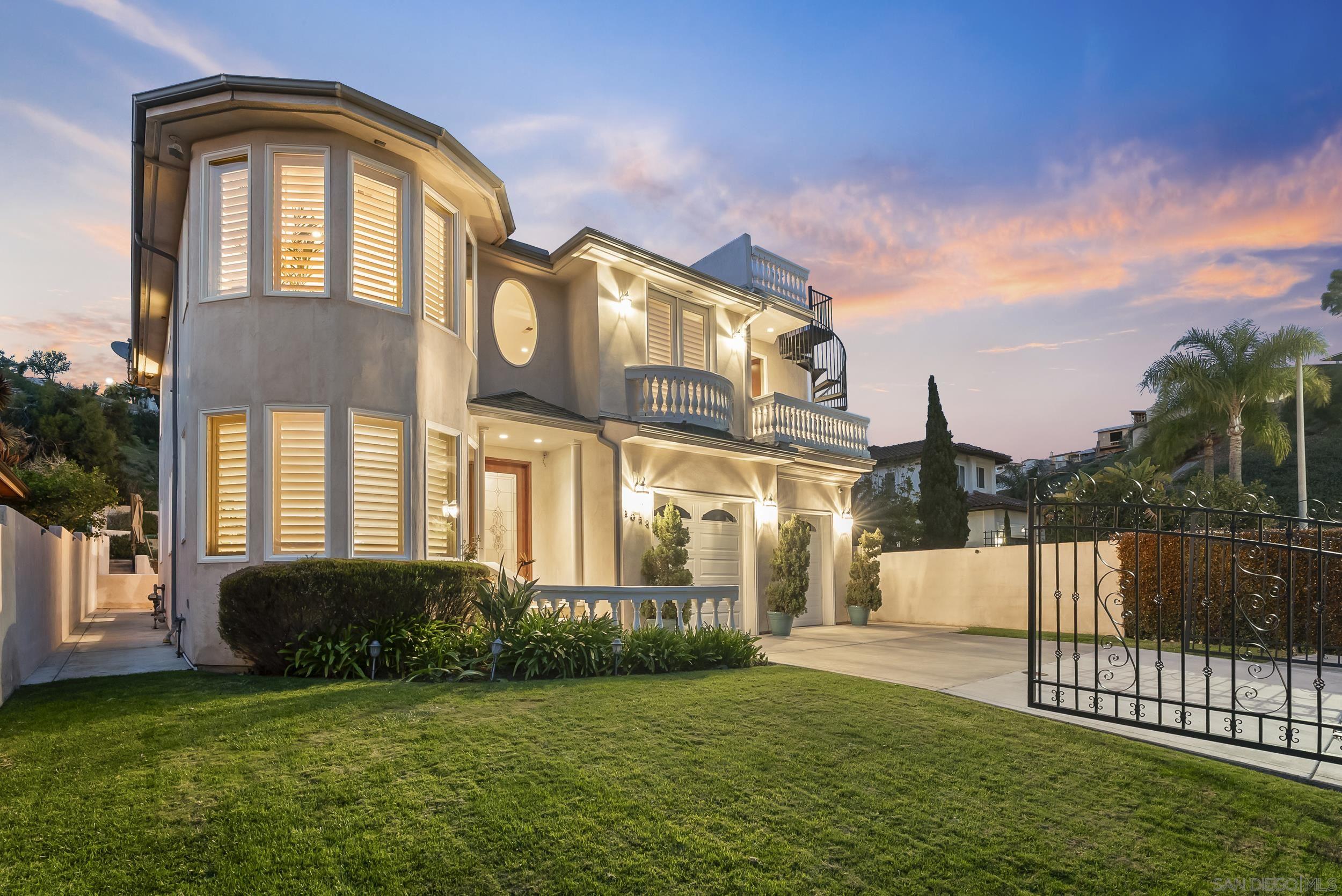 Detail Gallery Image 55 of 66 For 1028  Van Nuys St, San Diego,  CA 92109 - 5 Beds | 4 Baths