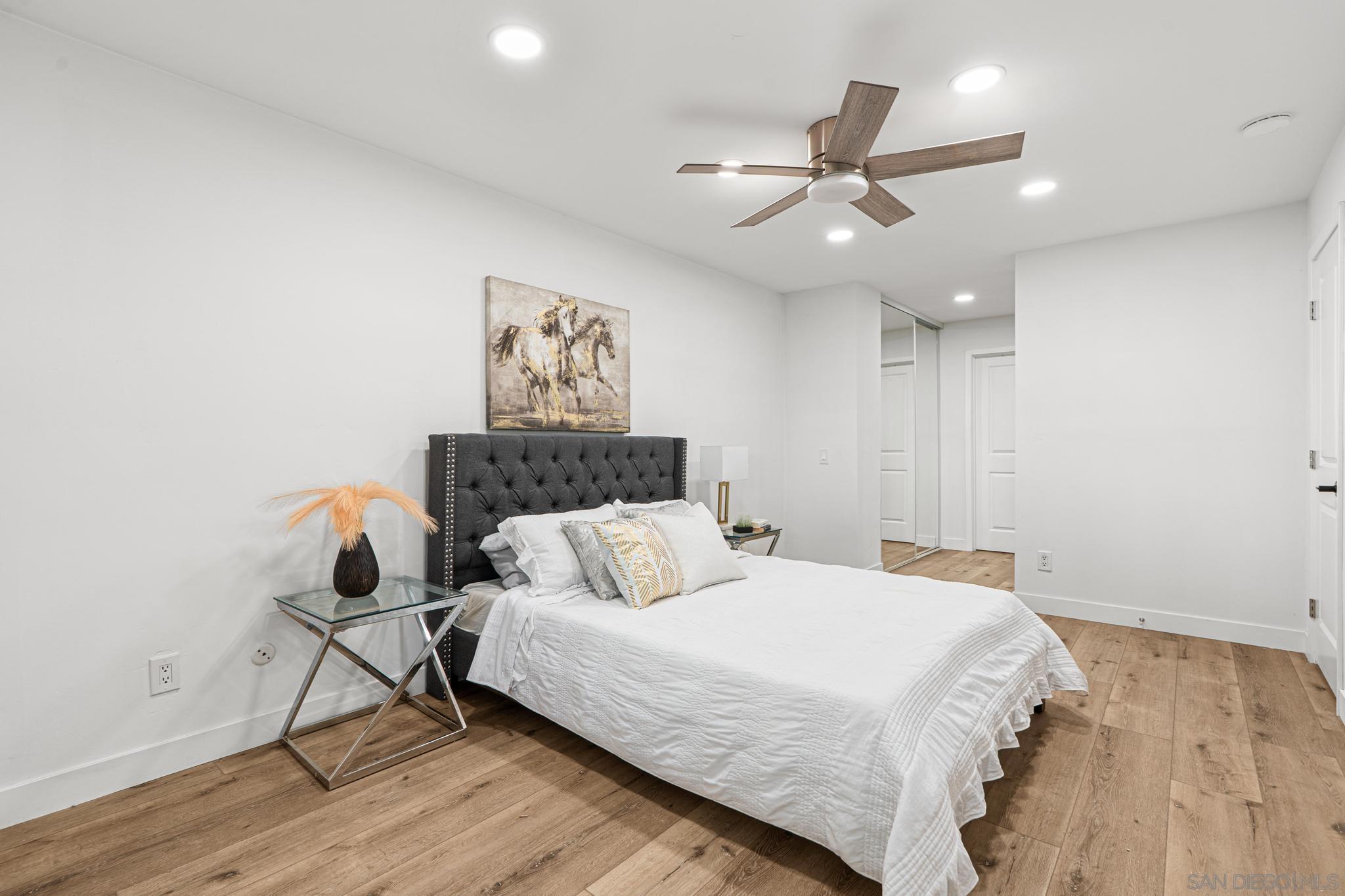 Detail Gallery Image 11 of 20 For 8308  Regents Rd  1f,  San Diego,  CA 92122 - 2 Beds | 2 Baths