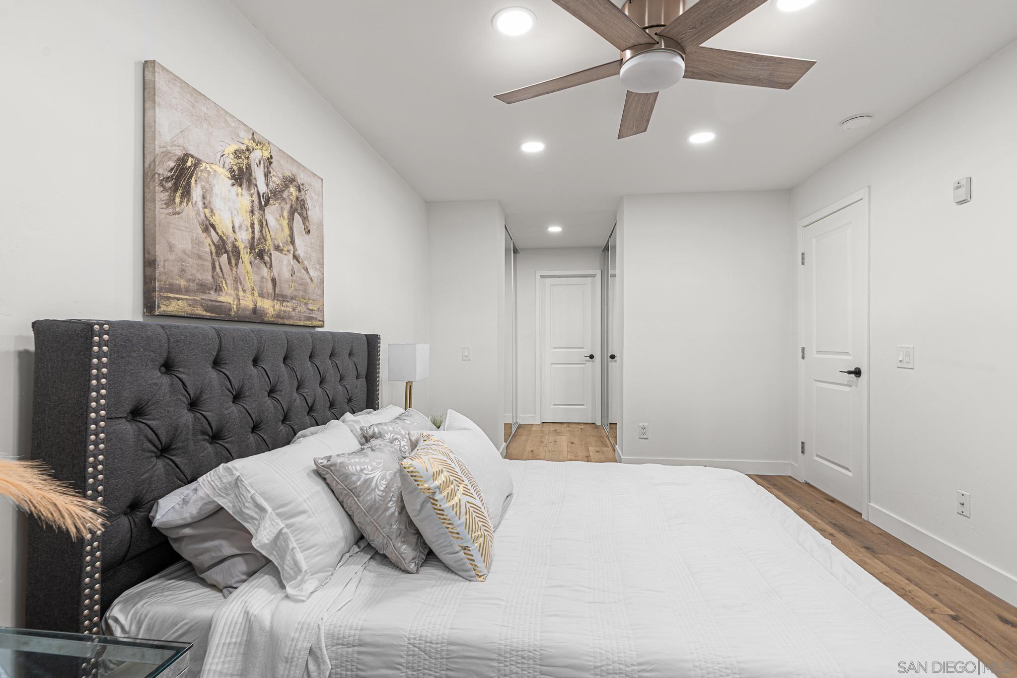 Detail Gallery Image 12 of 20 For 8308  Regents Rd  1f,  San Diego,  CA 92122 - 2 Beds | 2 Baths