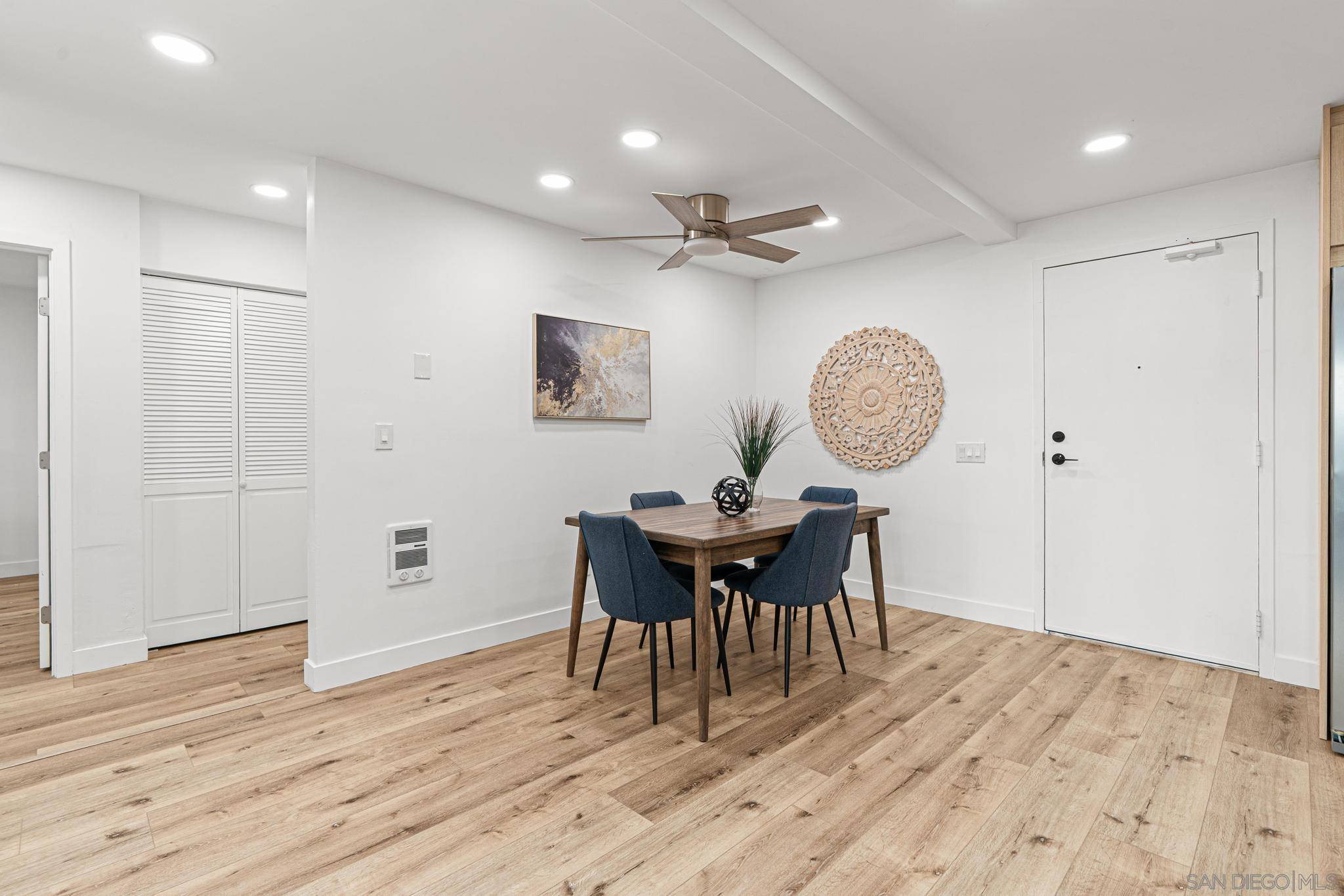 Detail Gallery Image 5 of 20 For 8308  Regents Rd  1f,  San Diego,  CA 92122 - 2 Beds | 2 Baths