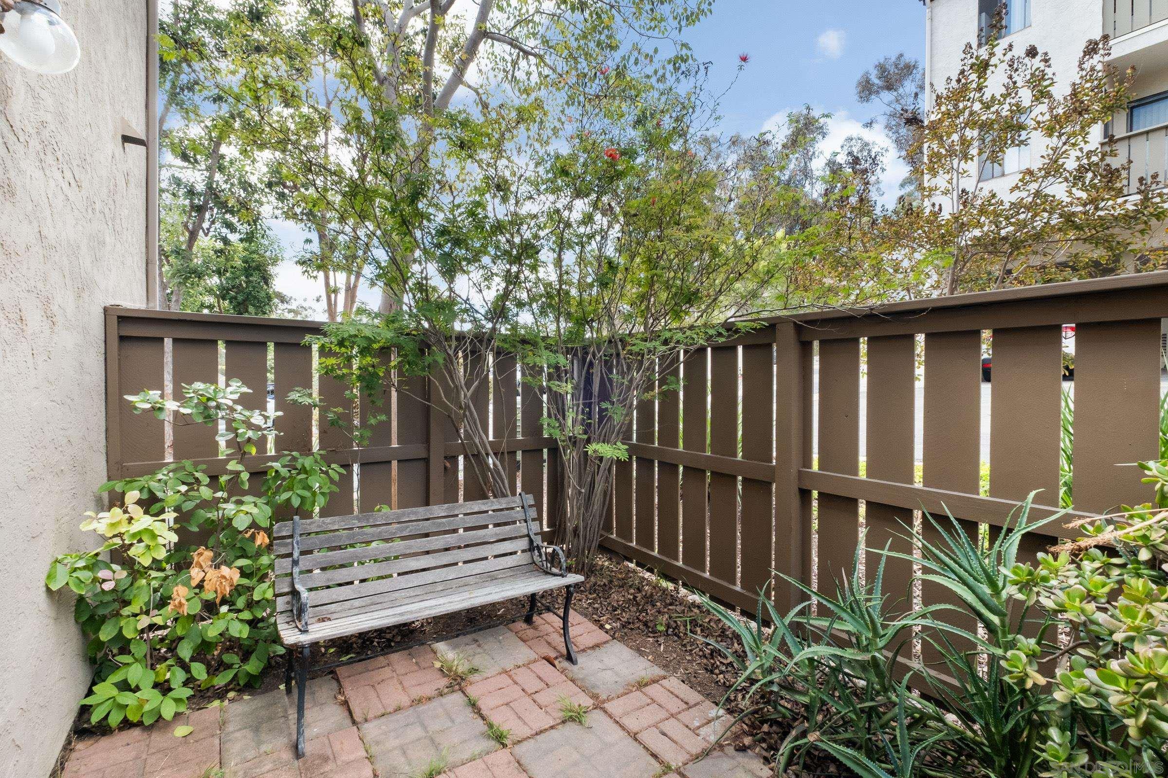 Detail Gallery Image 9 of 11 For 9849  Caminito Marlock  21, San Diego,  CA 92131 - 1 Beds | 1 Baths