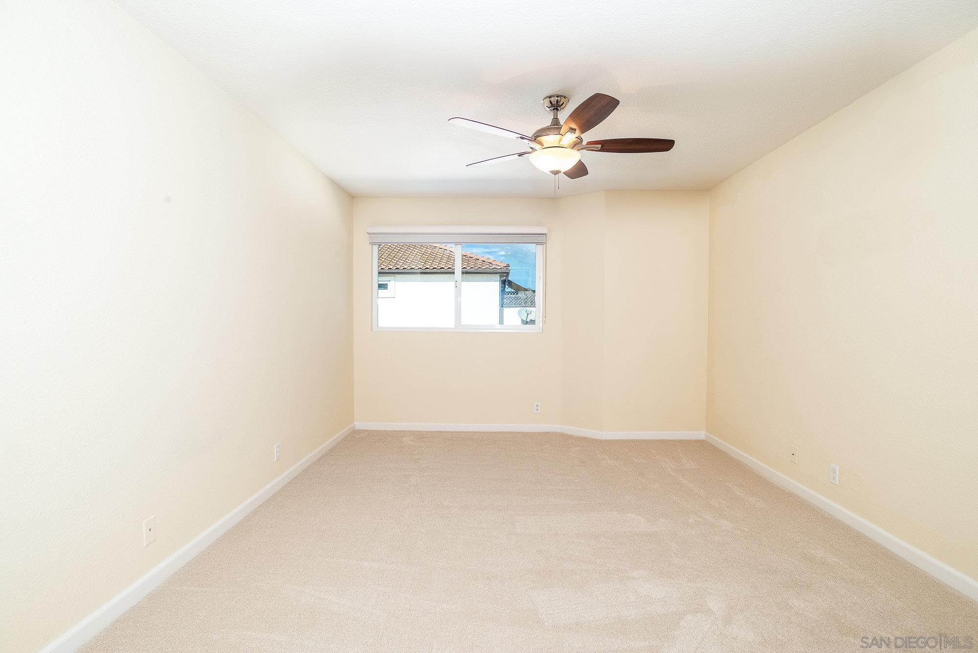 Detail Gallery Image 21 of 36 For 1548  Thomas Ave  #6,  San Diego,  CA 92109 - 2 Beds | 2 Baths