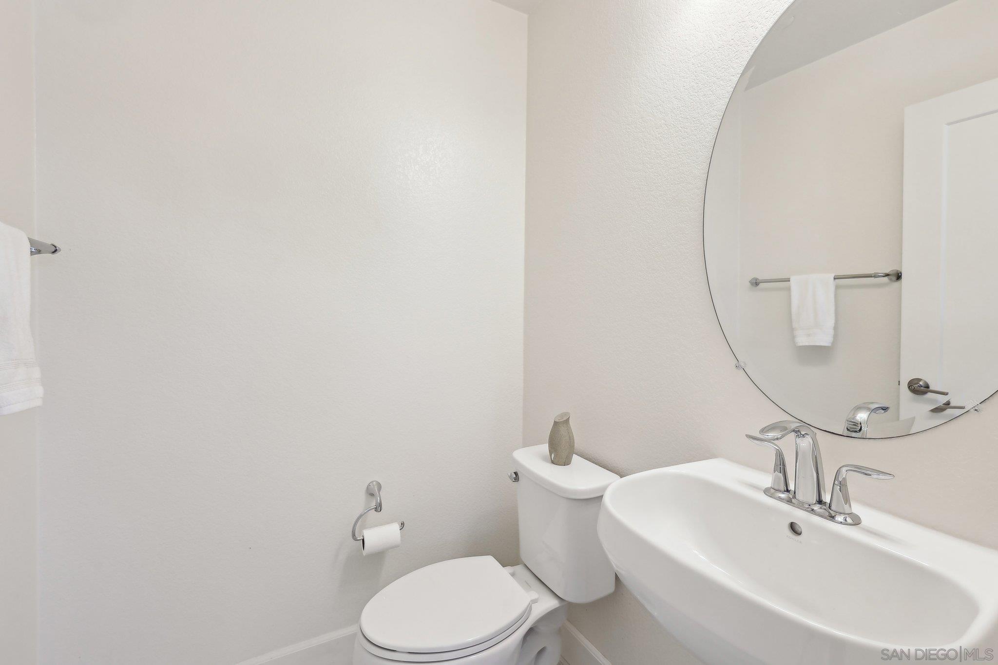 Detail Gallery Image 20 of 35 For 5970  Shaw Lopez Row, San Diego,  CA 92121 - 4 Beds | 3/1 Baths