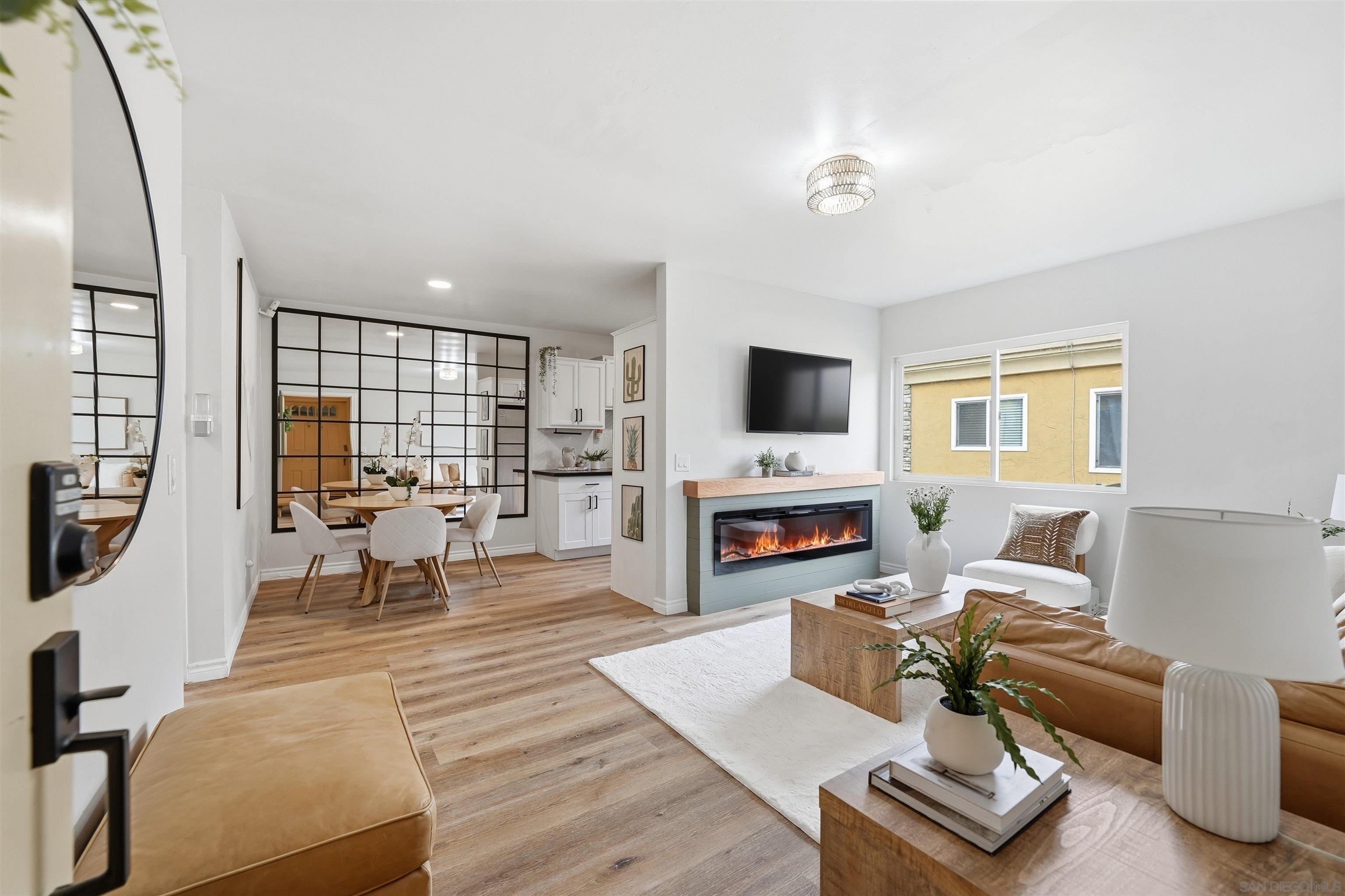 Front Image Thumbnail for SD260003360