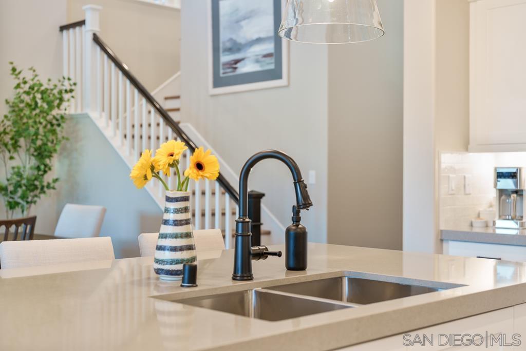 Detail Gallery Image 21 of 74 For 912  Lindbergh Drive, San Marcos,  CA 92069 - 4 Beds | 3/1 Baths