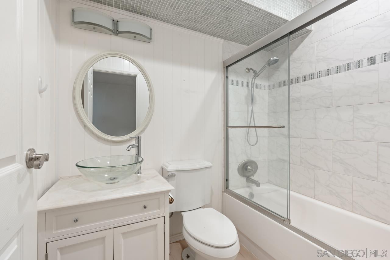 Detail Gallery Image 17 of 50 For 3821  Basilone St  #2,  San Diego,  CA 92110 - 3 Beds | 2 Baths