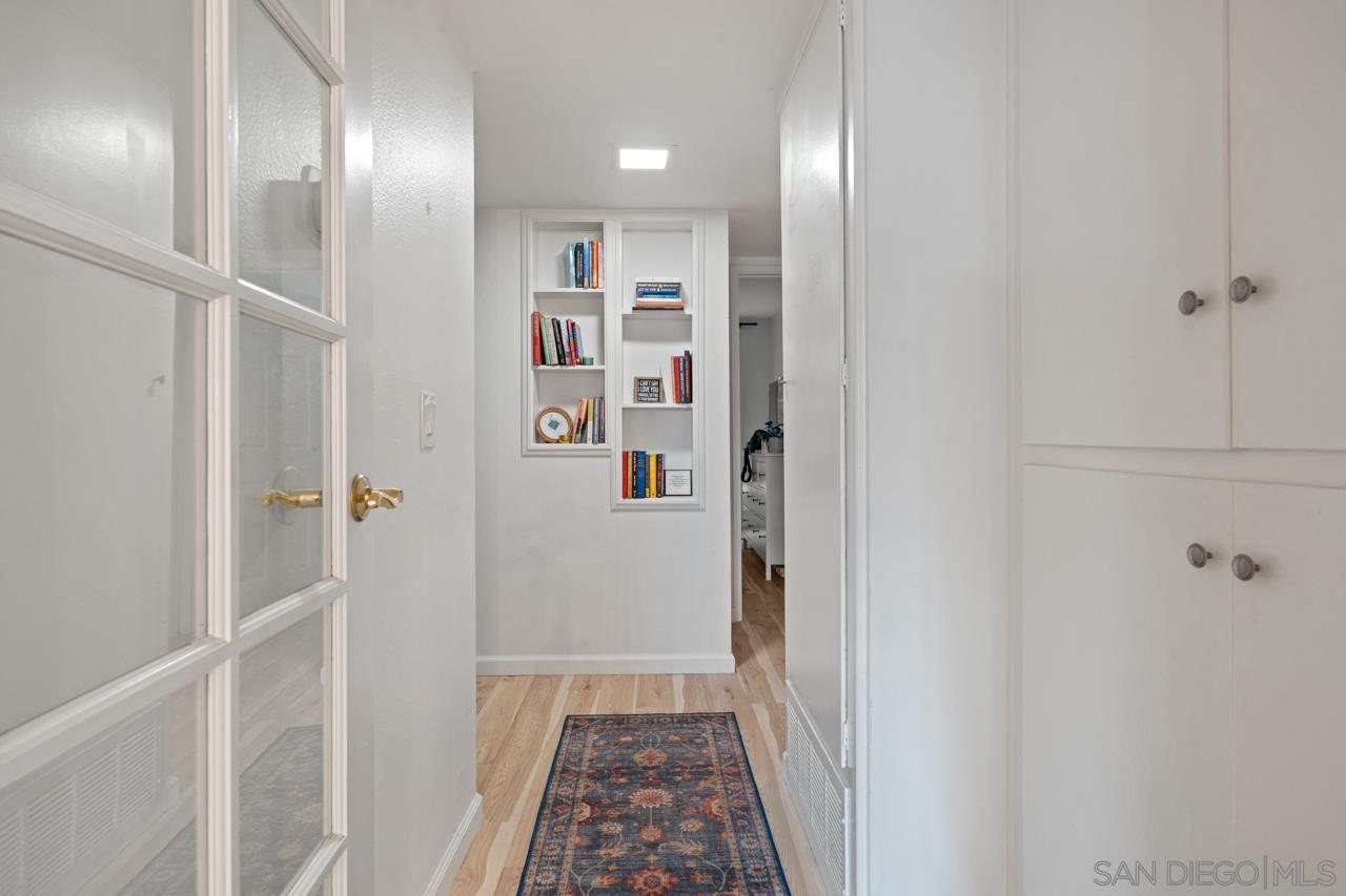 Detail Gallery Image 9 of 50 For 3821  Basilone St  #2,  San Diego,  CA 92110 - 3 Beds | 2 Baths