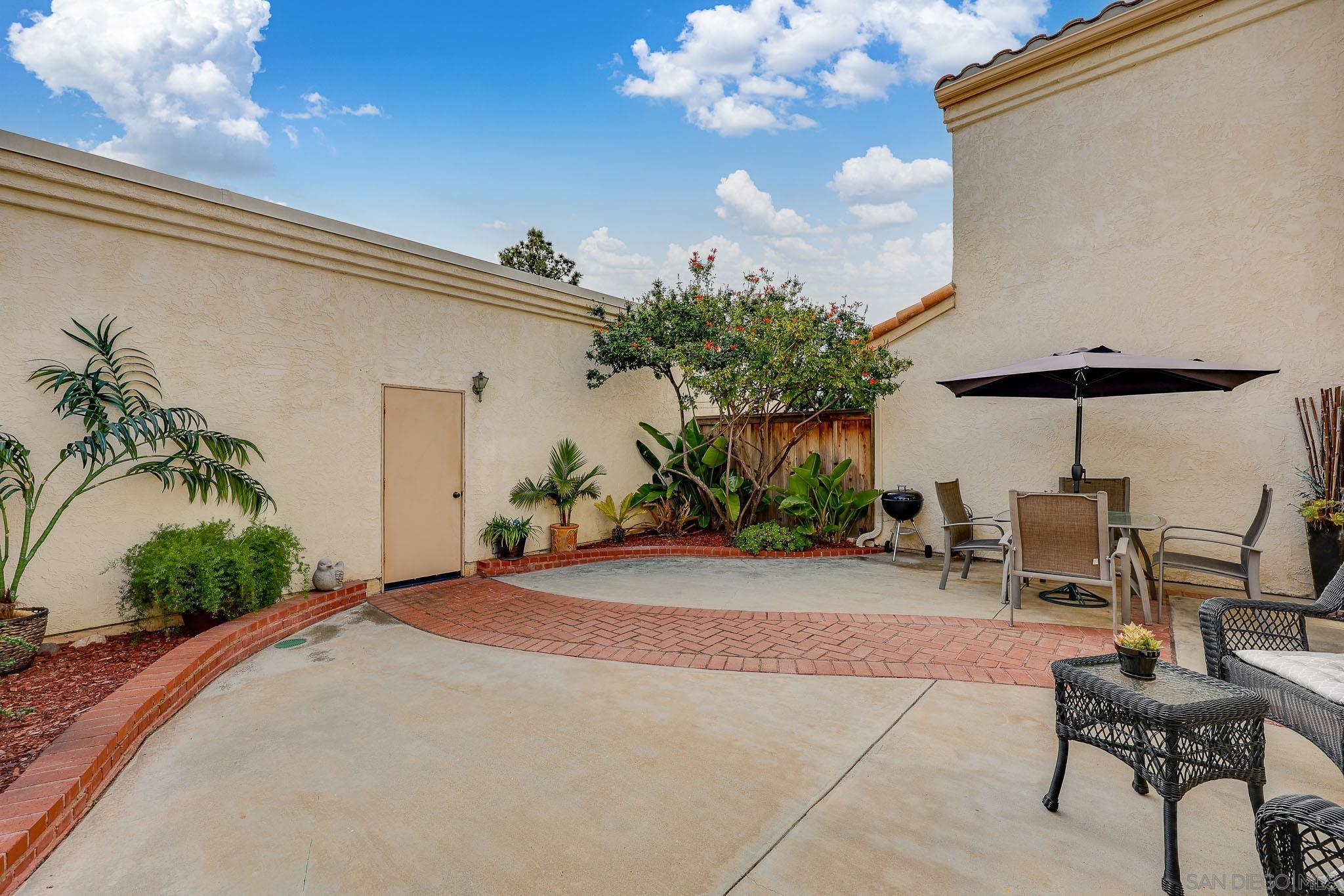 Detail Gallery Image 27 of 39 For 750  Breeze Hill Rd  #100,  Vista,  CA 92081 - 2 Beds | 2/1 Baths