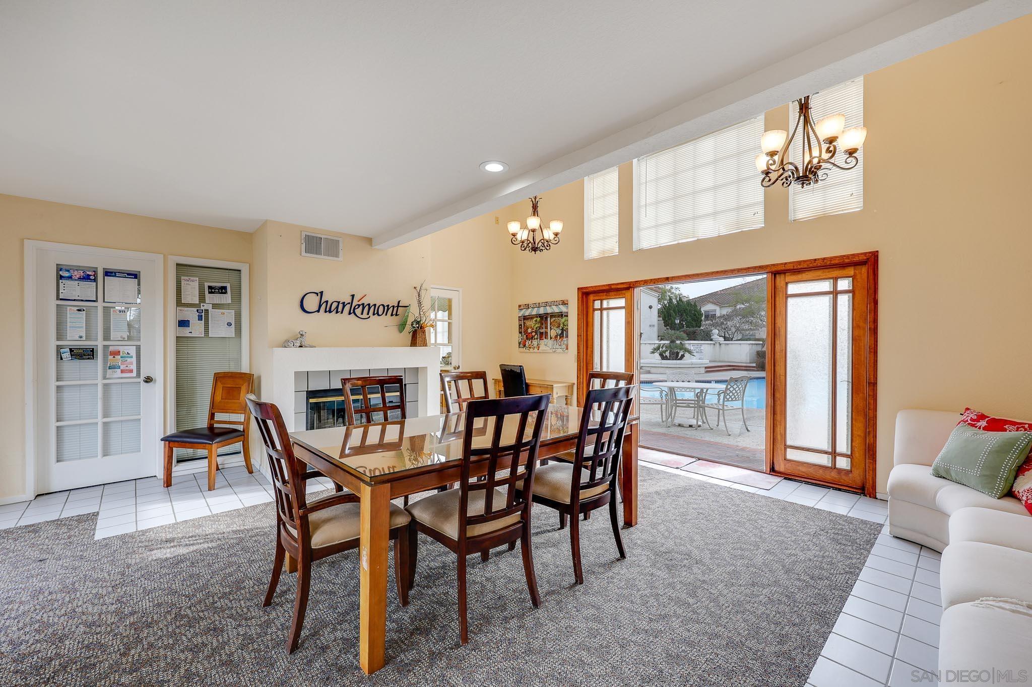 Detail Gallery Image 32 of 39 For 750  Breeze Hill Rd  #100,  Vista,  CA 92081 - 2 Beds | 2/1 Baths